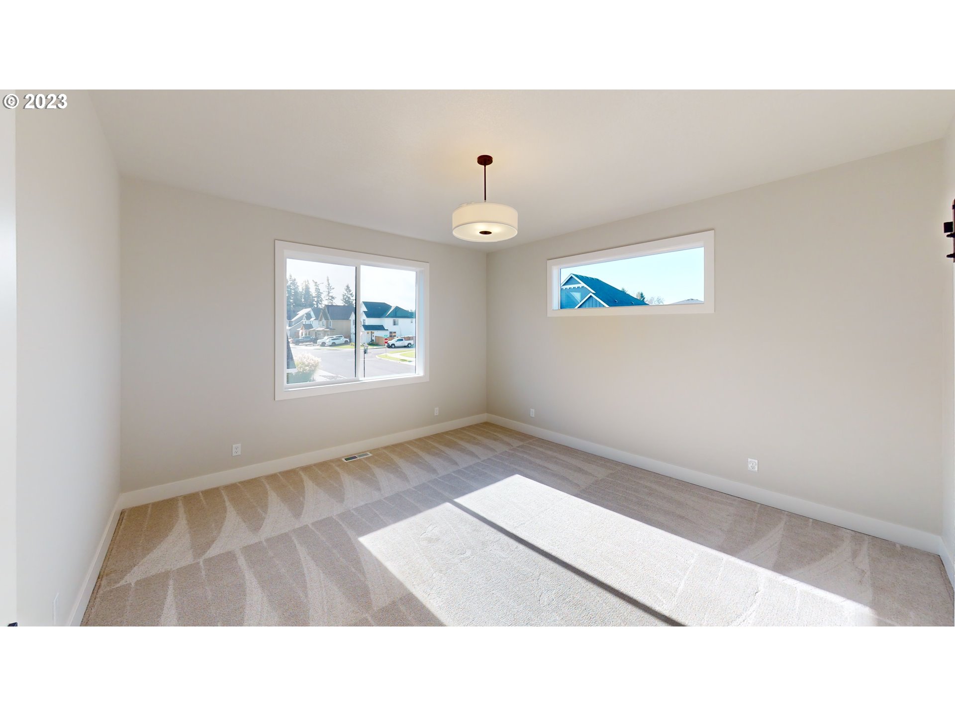 1001 NE 17TH AVE L 9