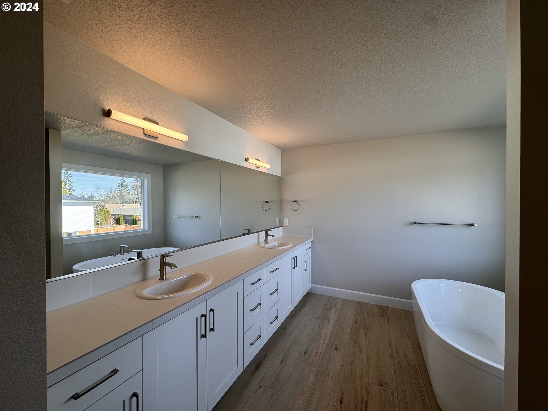 924 NE 17th AVE L 33