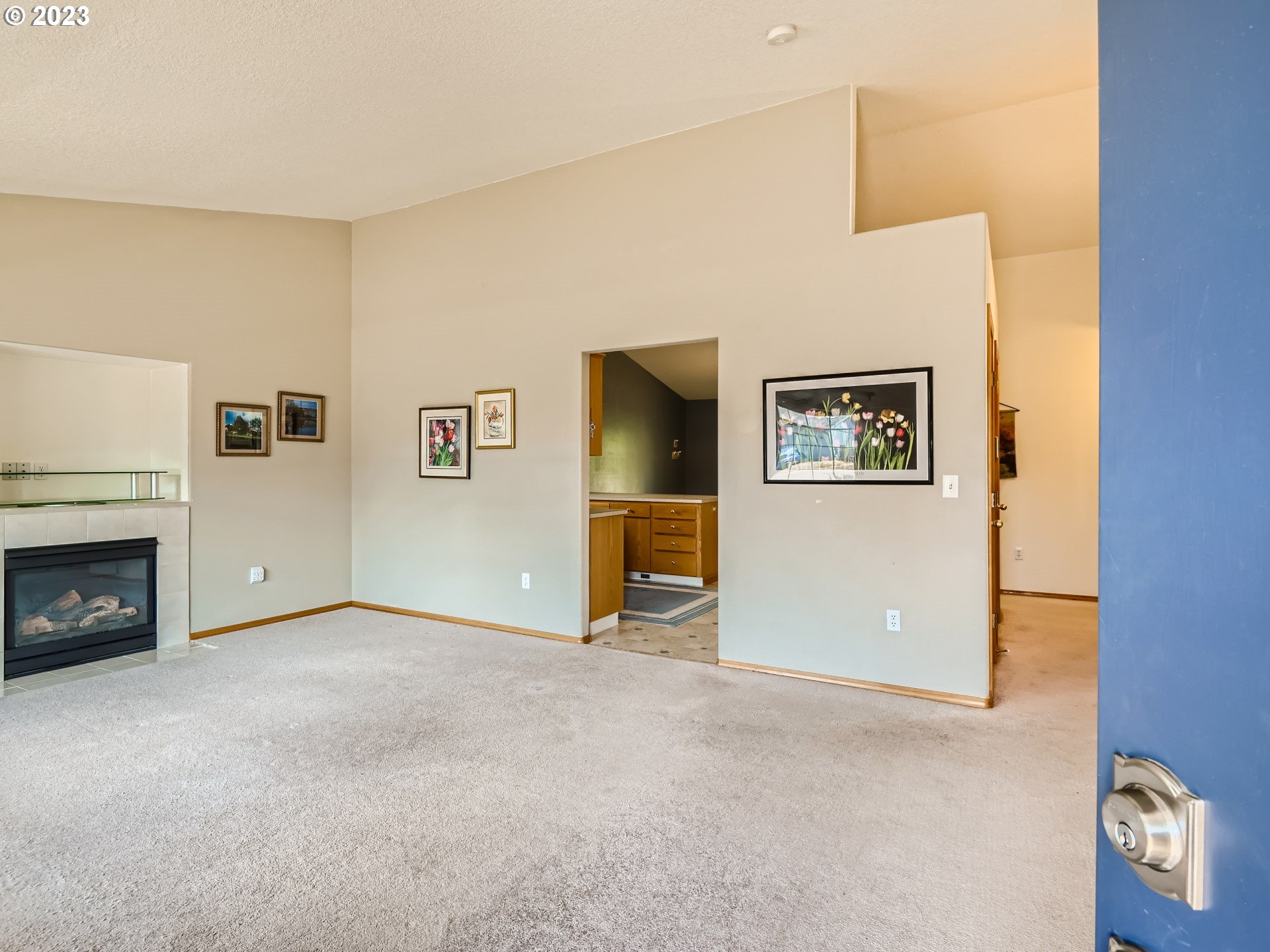 1112 SW IVORY LOOP