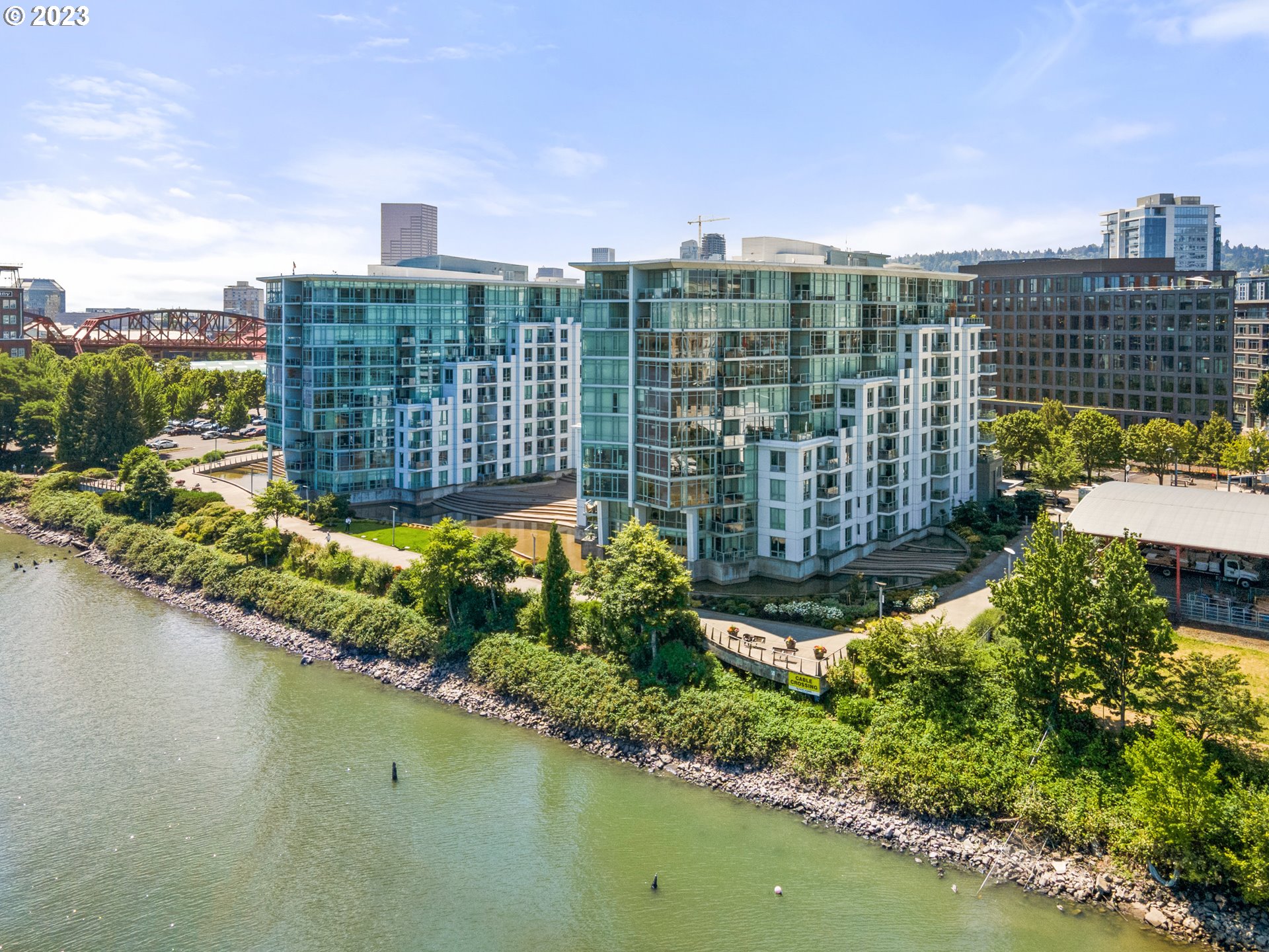 1310 NW NAITO PKWY 505