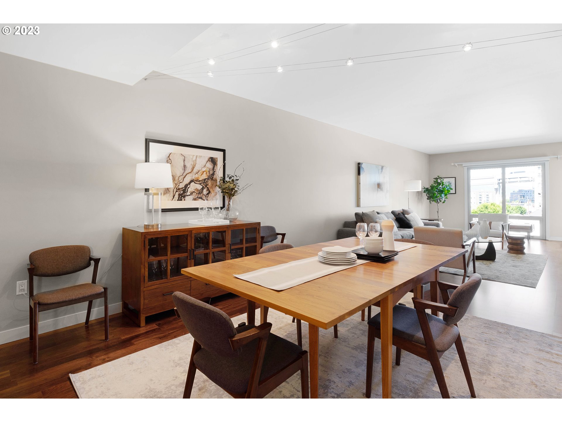 1310 NW NAITO PKWY 505