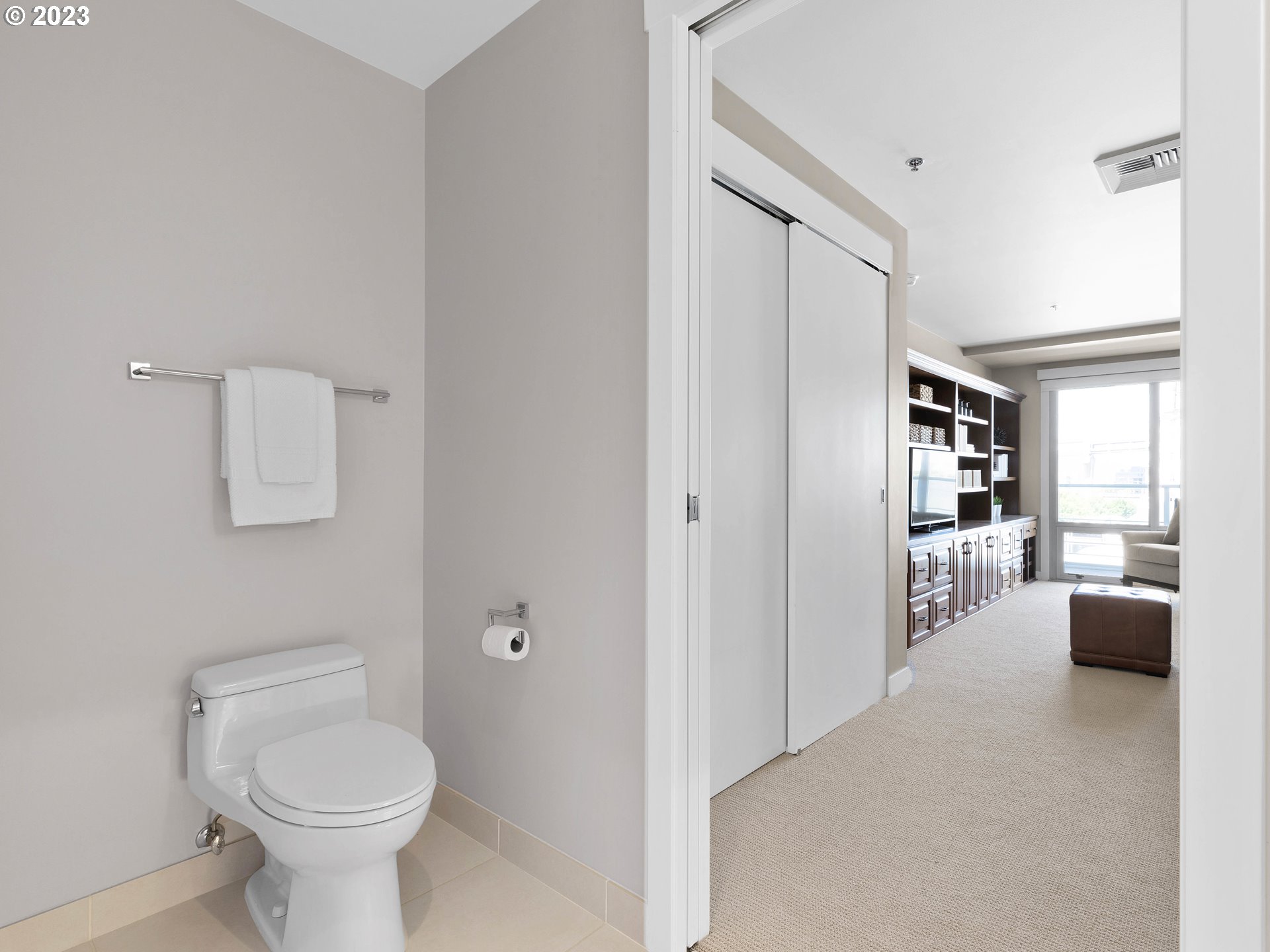 1310 NW NAITO PKWY 505