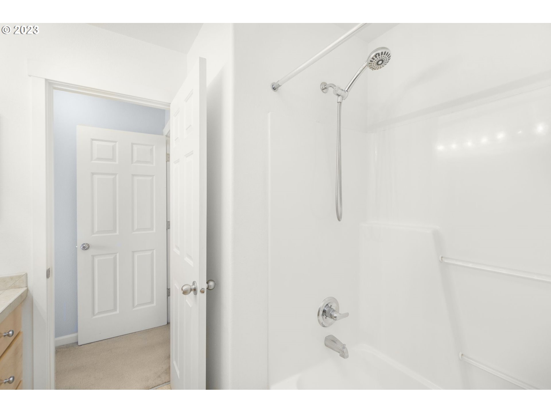 10376 NE SNOQUALMIE ST