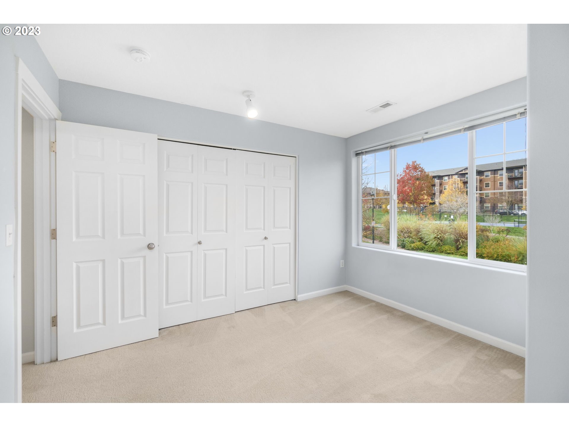 10376 NE SNOQUALMIE ST