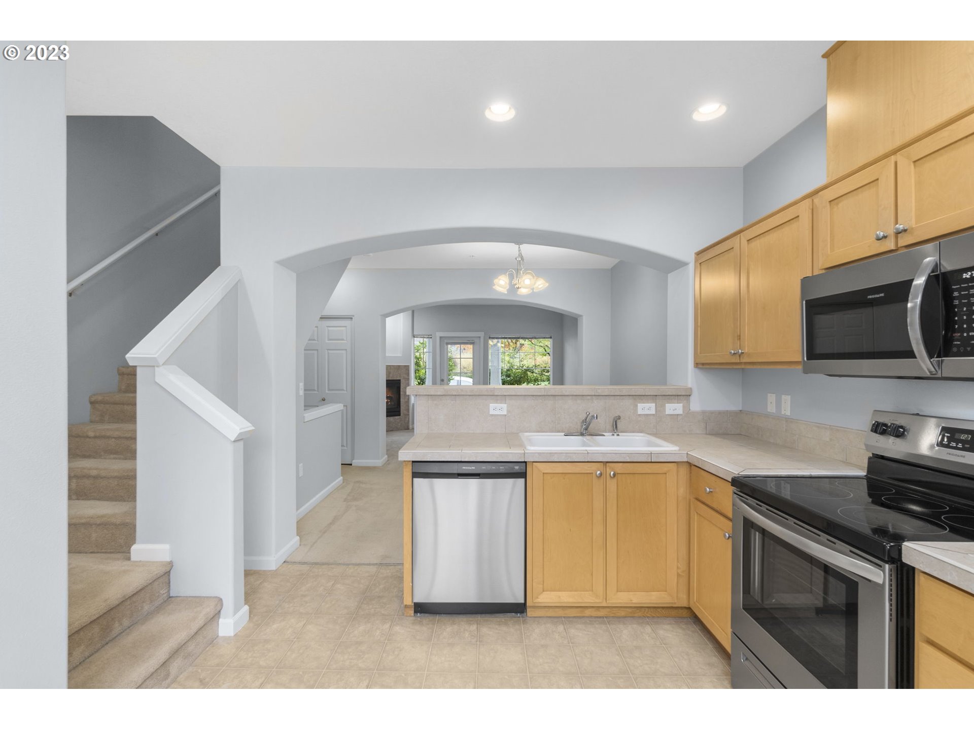 10376 NE SNOQUALMIE ST