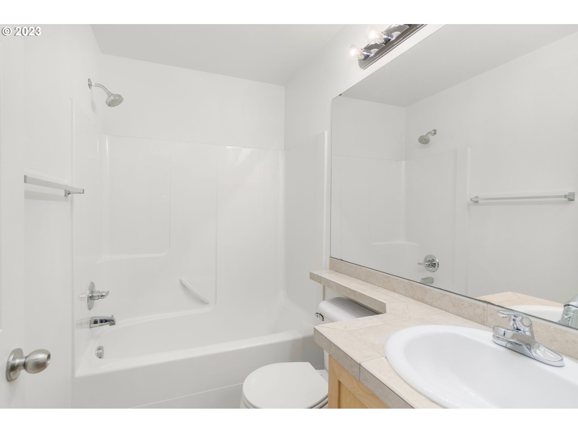 10376 NE SNOQUALMIE ST