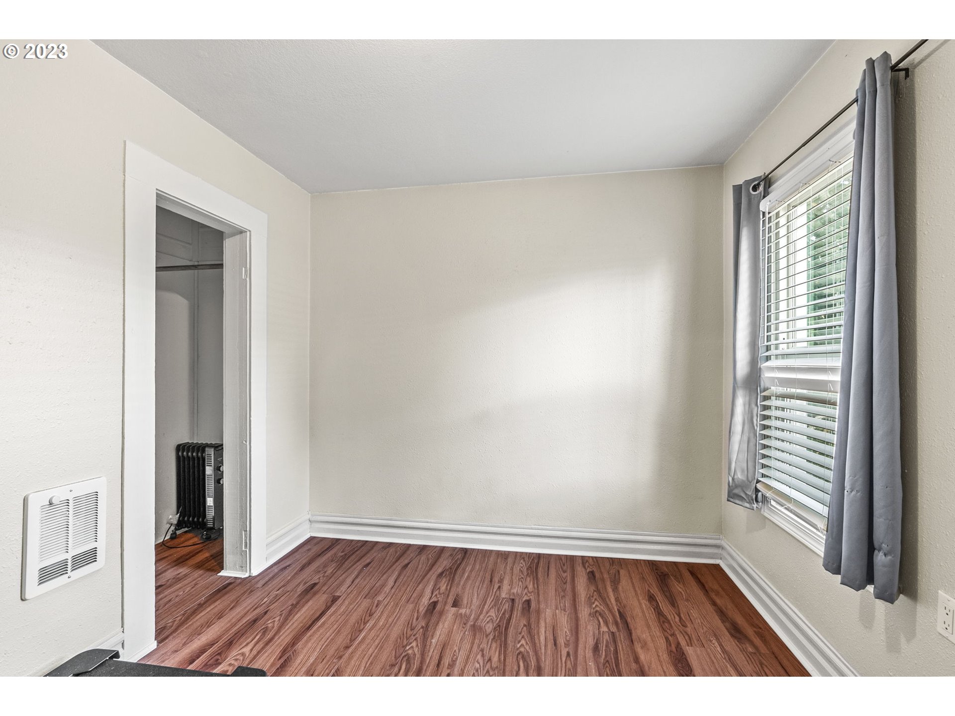 705 N 7TH AVE