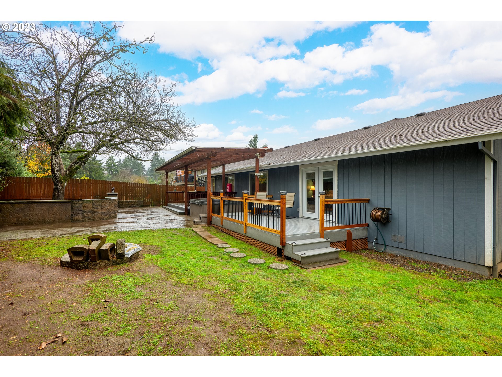 8844 SE CASABLANCA CT