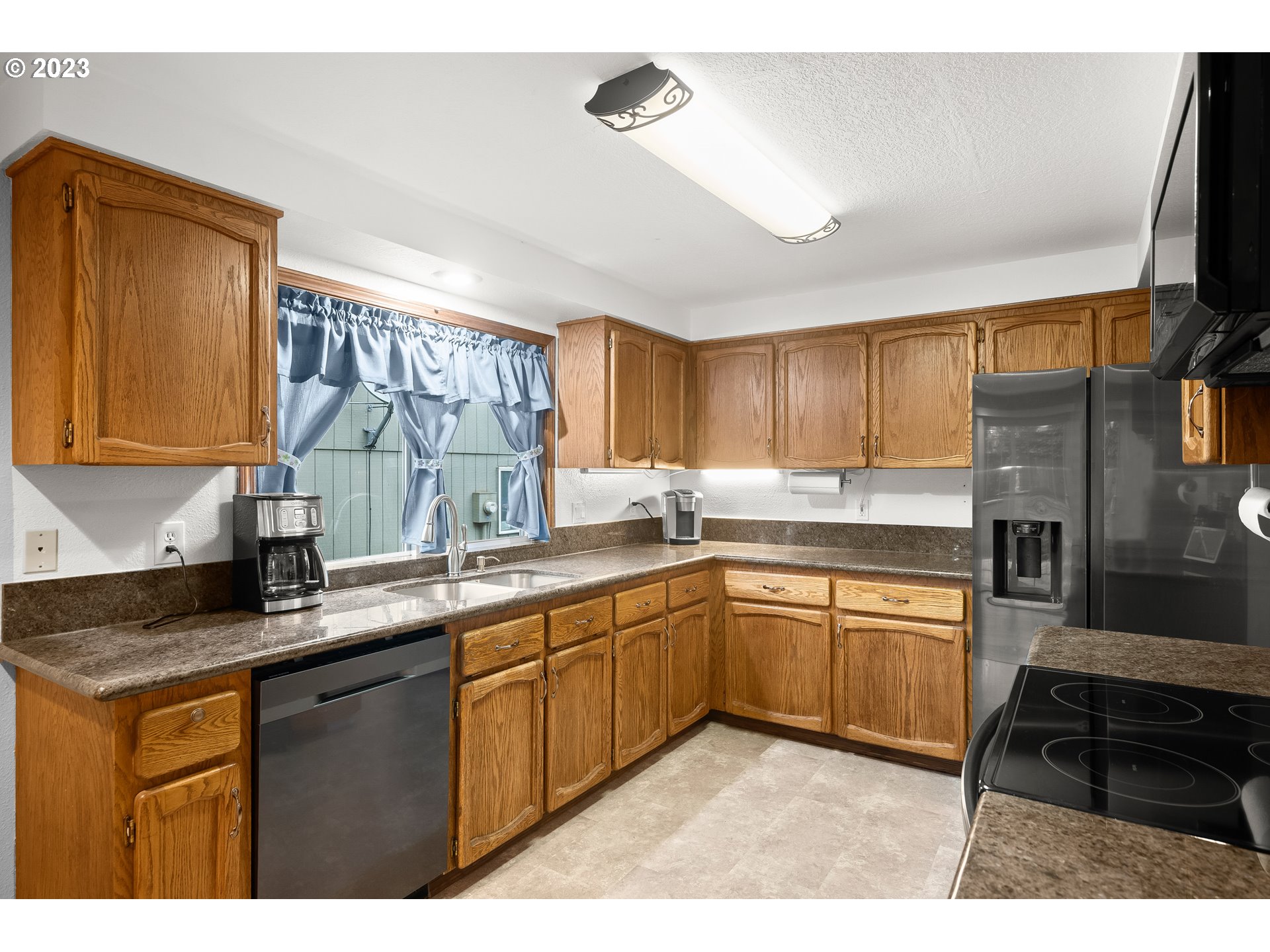 8844 SE CASABLANCA CT