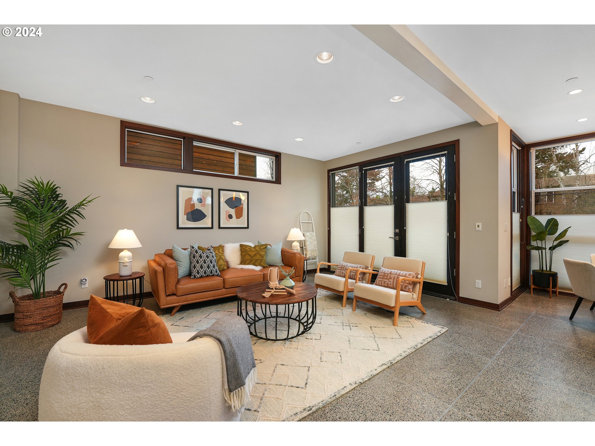 528 NE SACRAMENTO ST