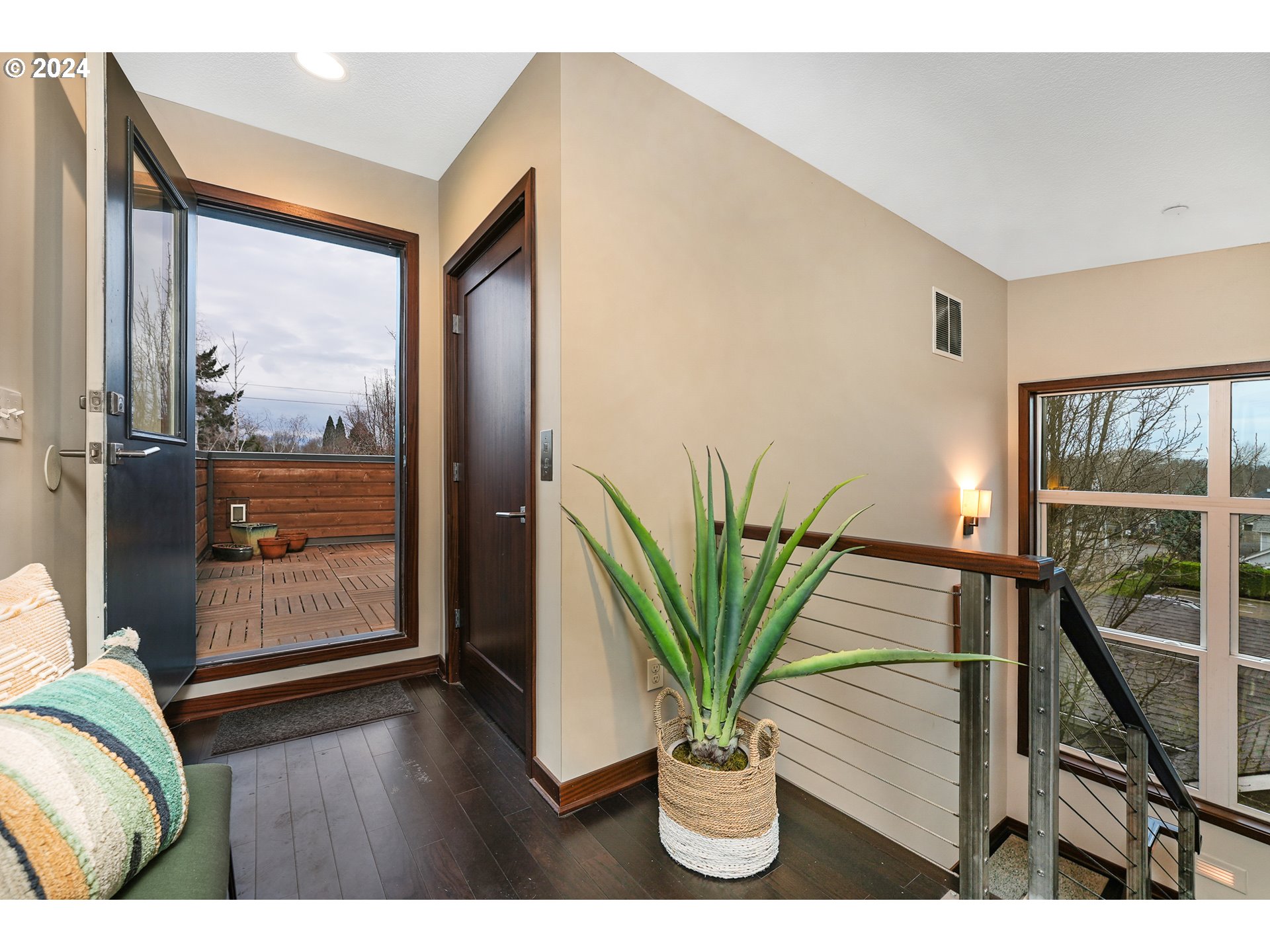 528 NE SACRAMENTO ST