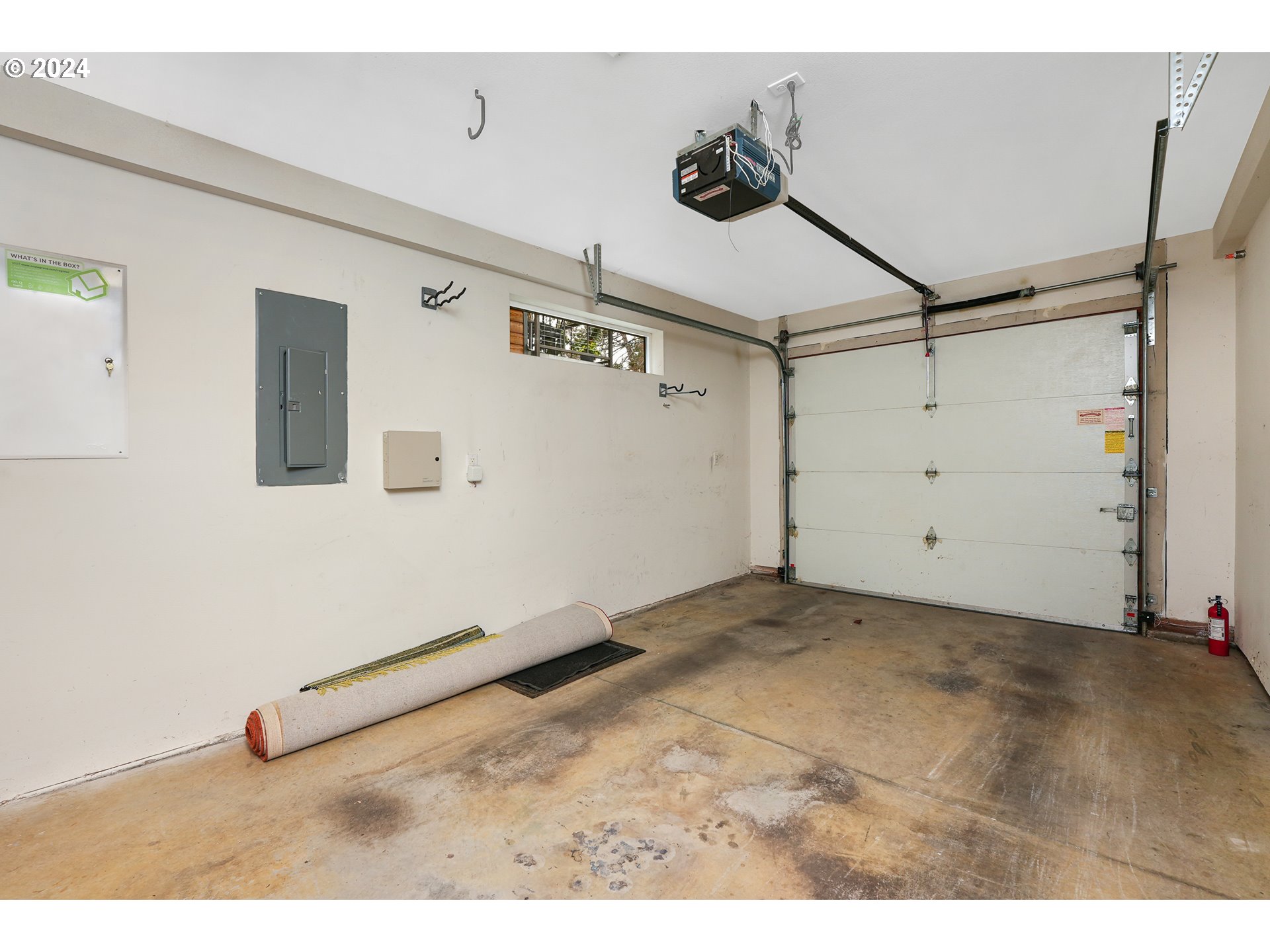 528 NE SACRAMENTO ST