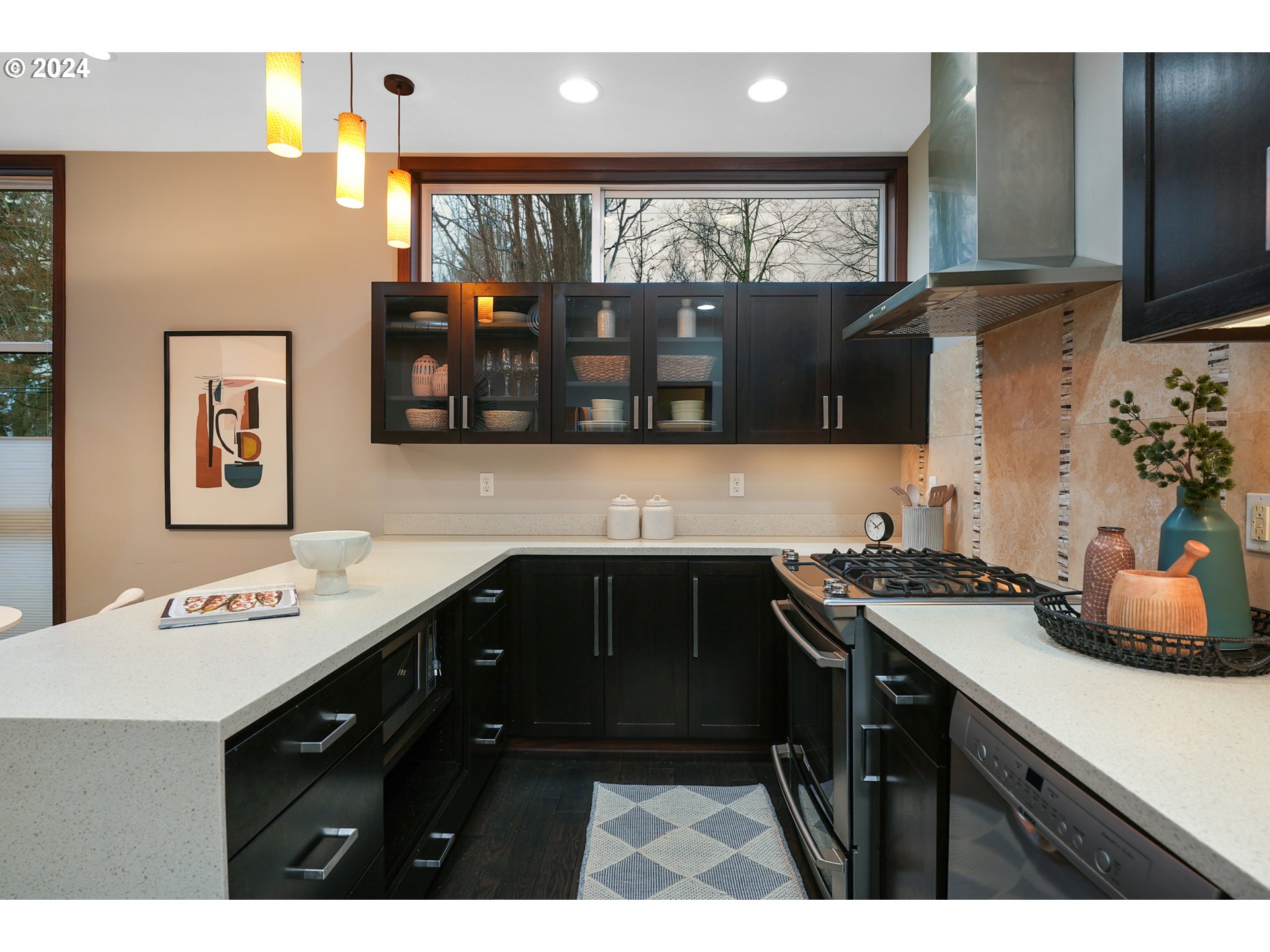 528 NE SACRAMENTO ST