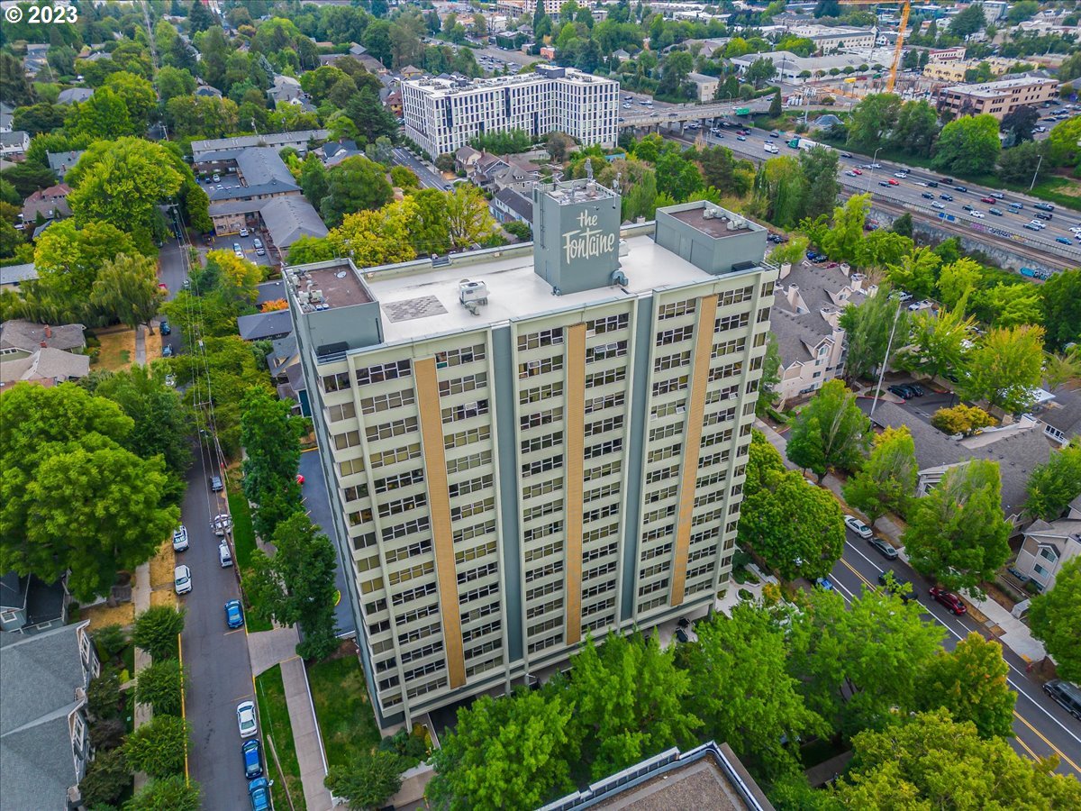 1220 NE 17TH AVE Unit: 6B