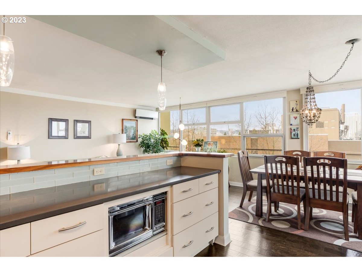 1220 NE 17TH AVE Unit: 6B