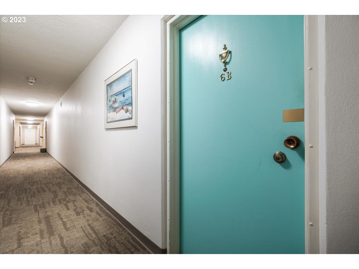 1220 NE 17TH AVE Unit: 6B