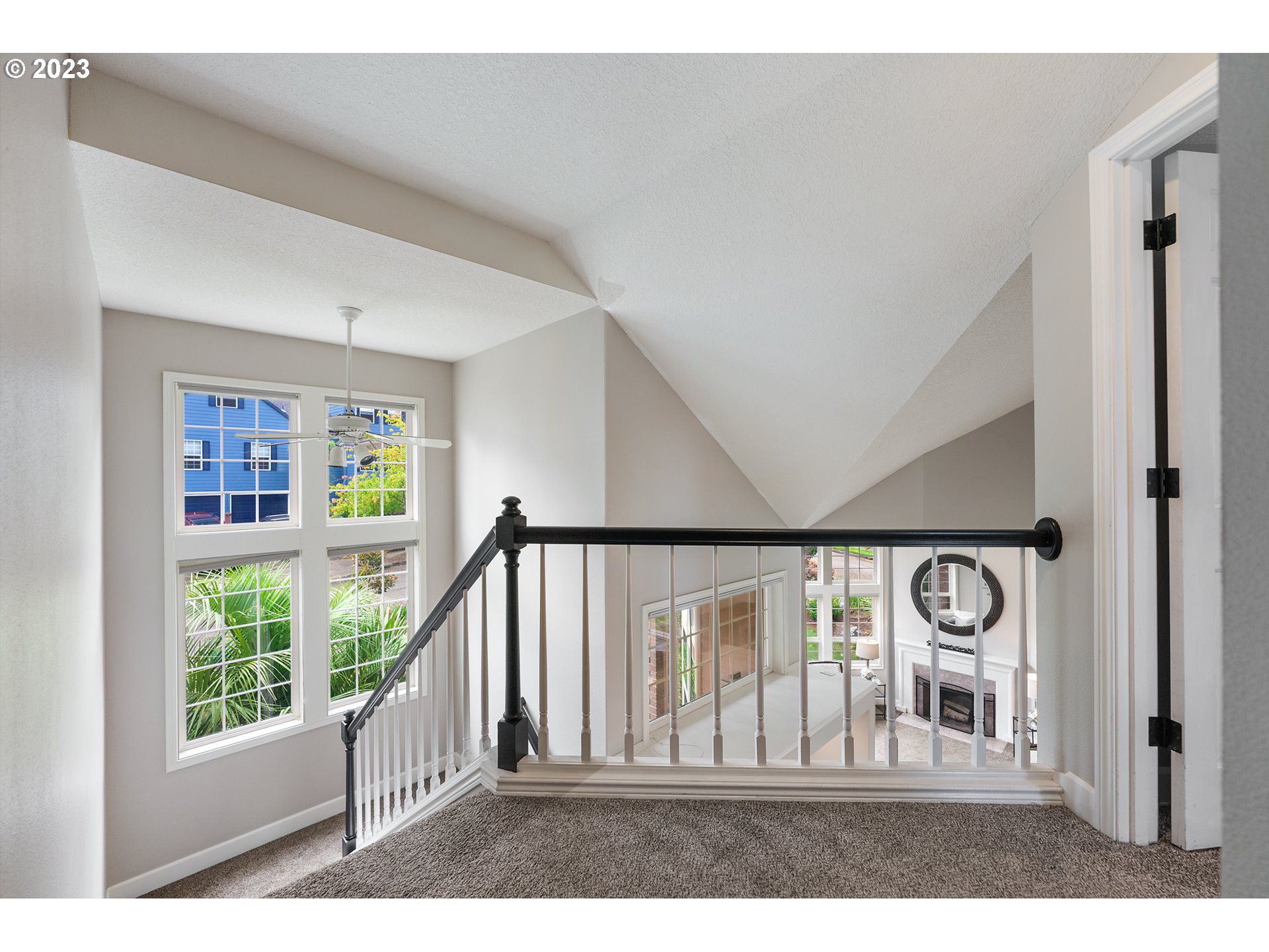 11561 SE HIGHLAND LOOP