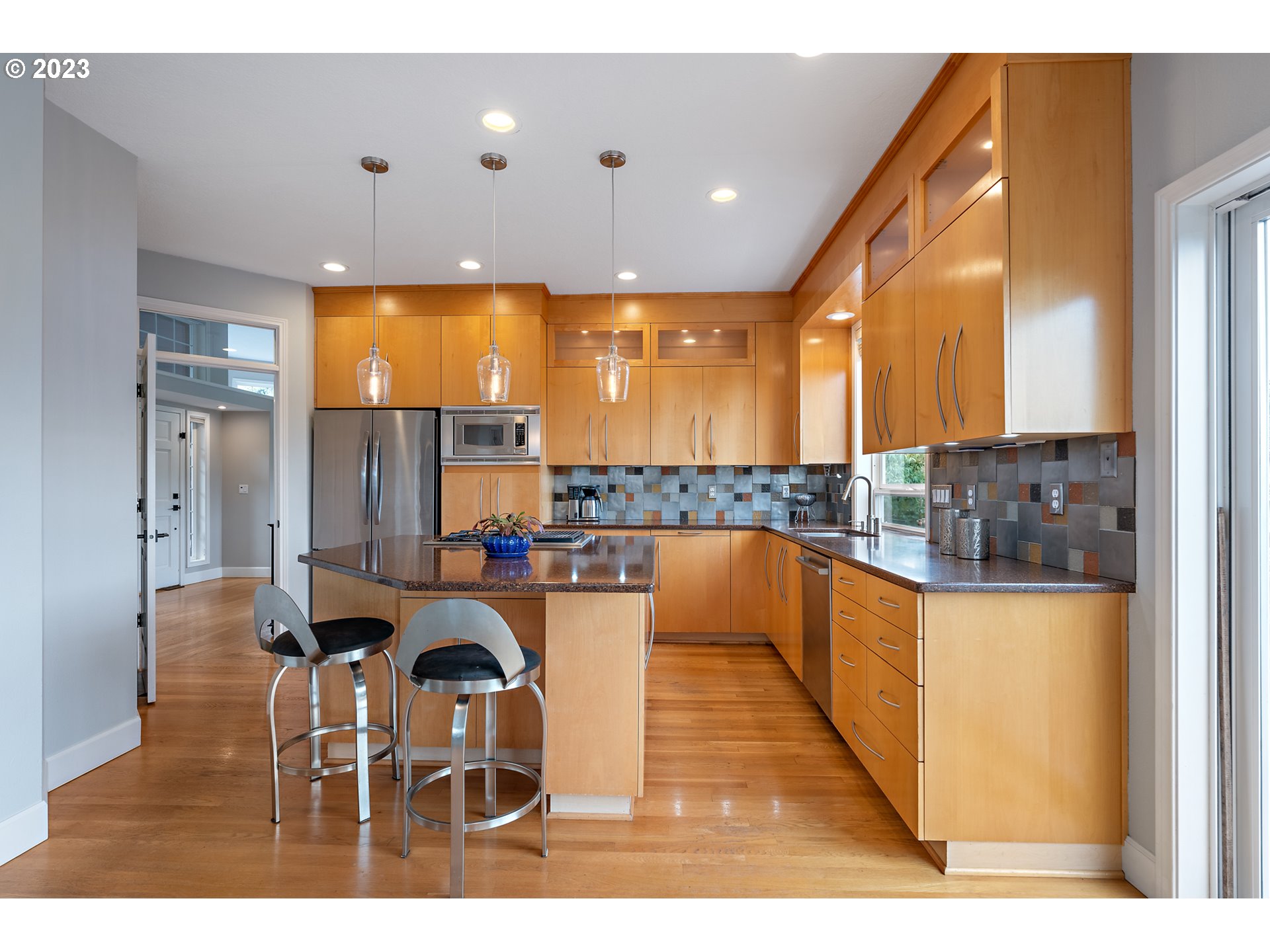 11561 SE HIGHLAND LOOP