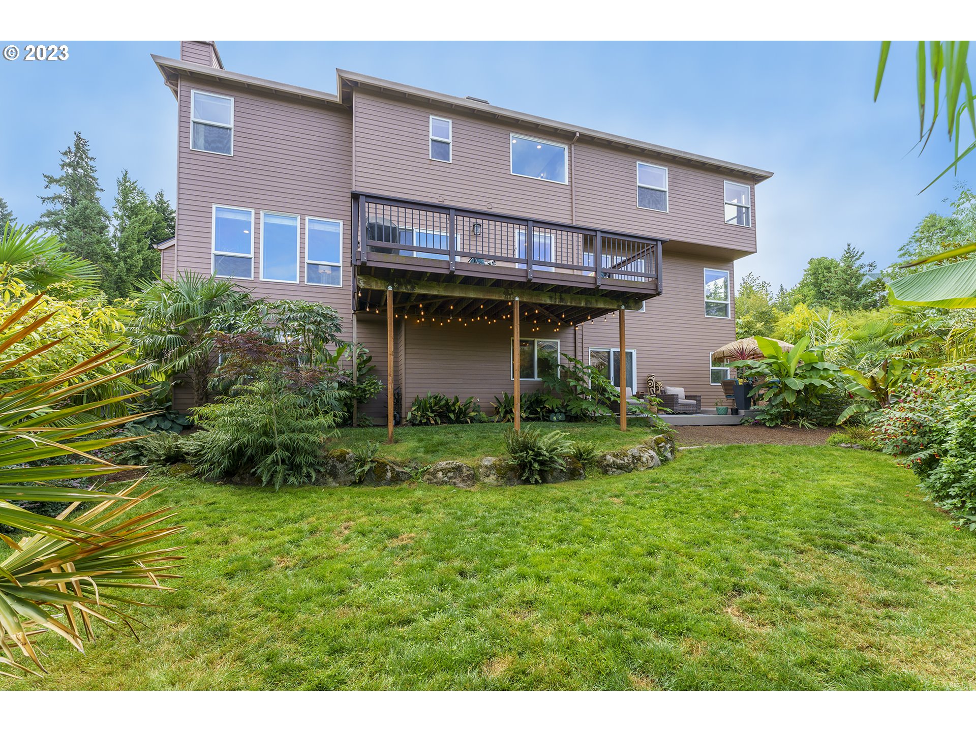 11561 SE HIGHLAND LOOP