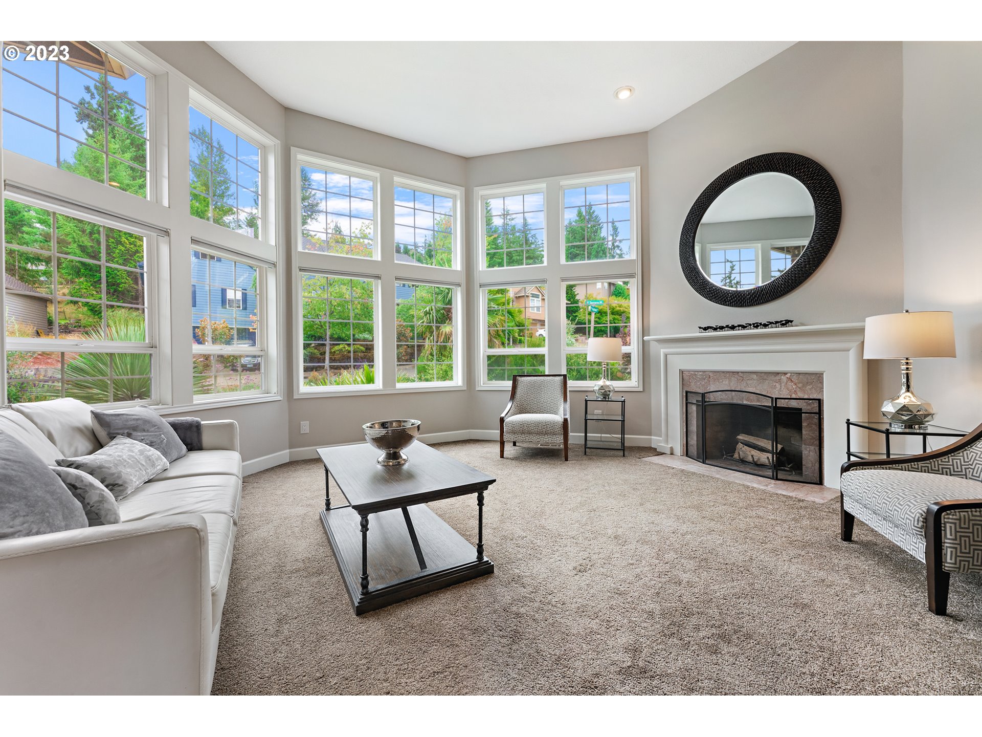 11561 SE HIGHLAND LOOP