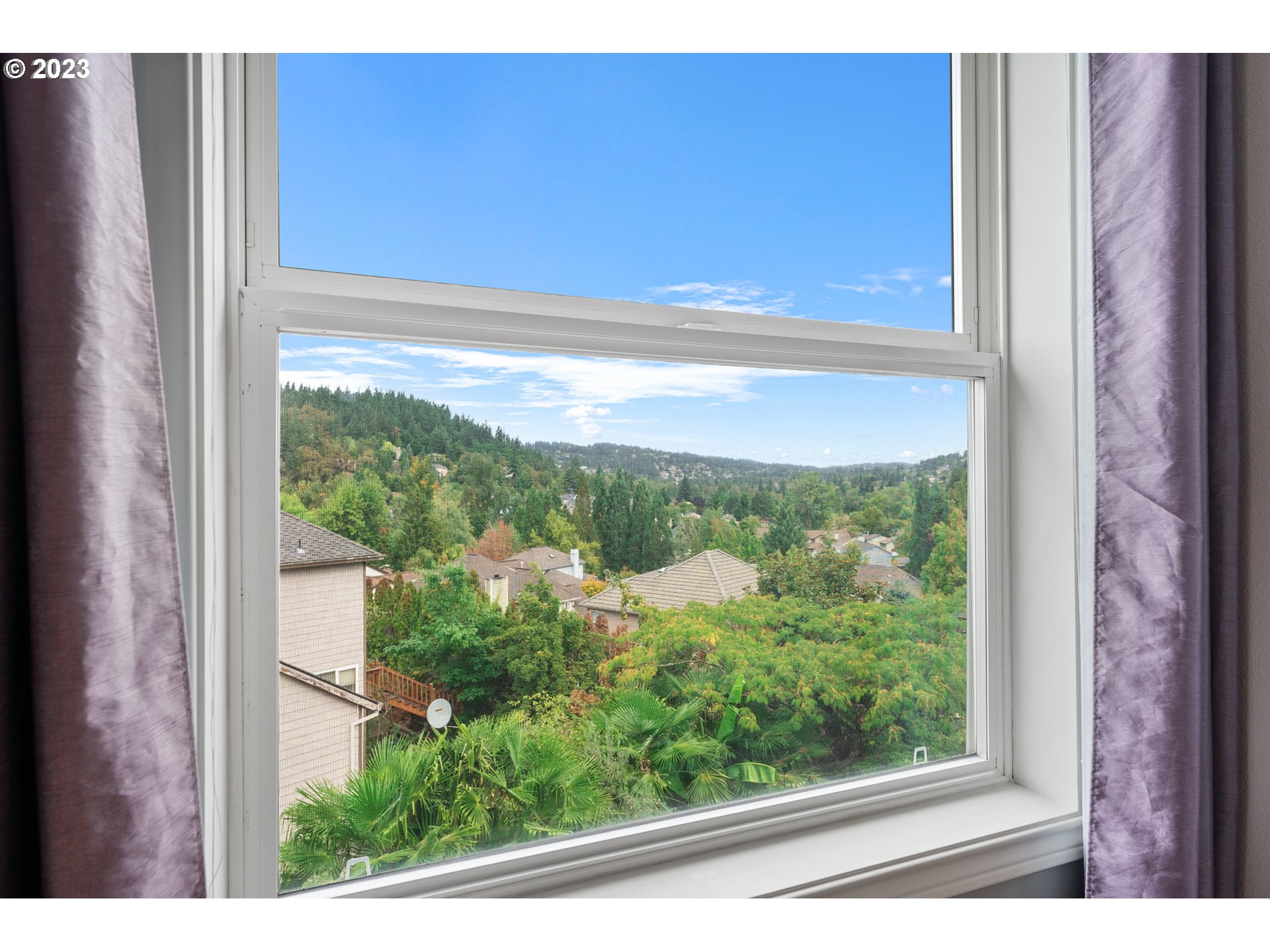 11561 SE HIGHLAND LOOP