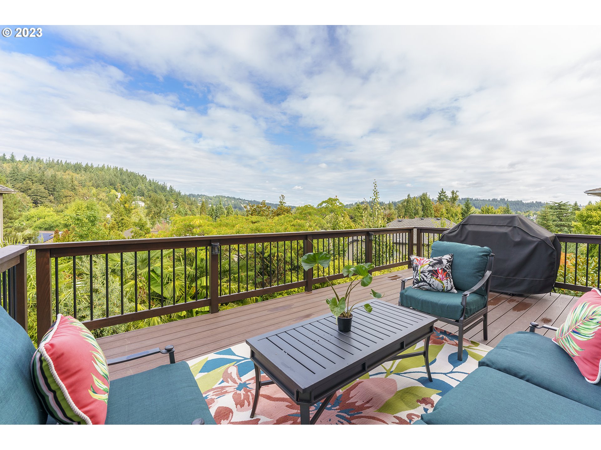 11561 SE HIGHLAND LOOP