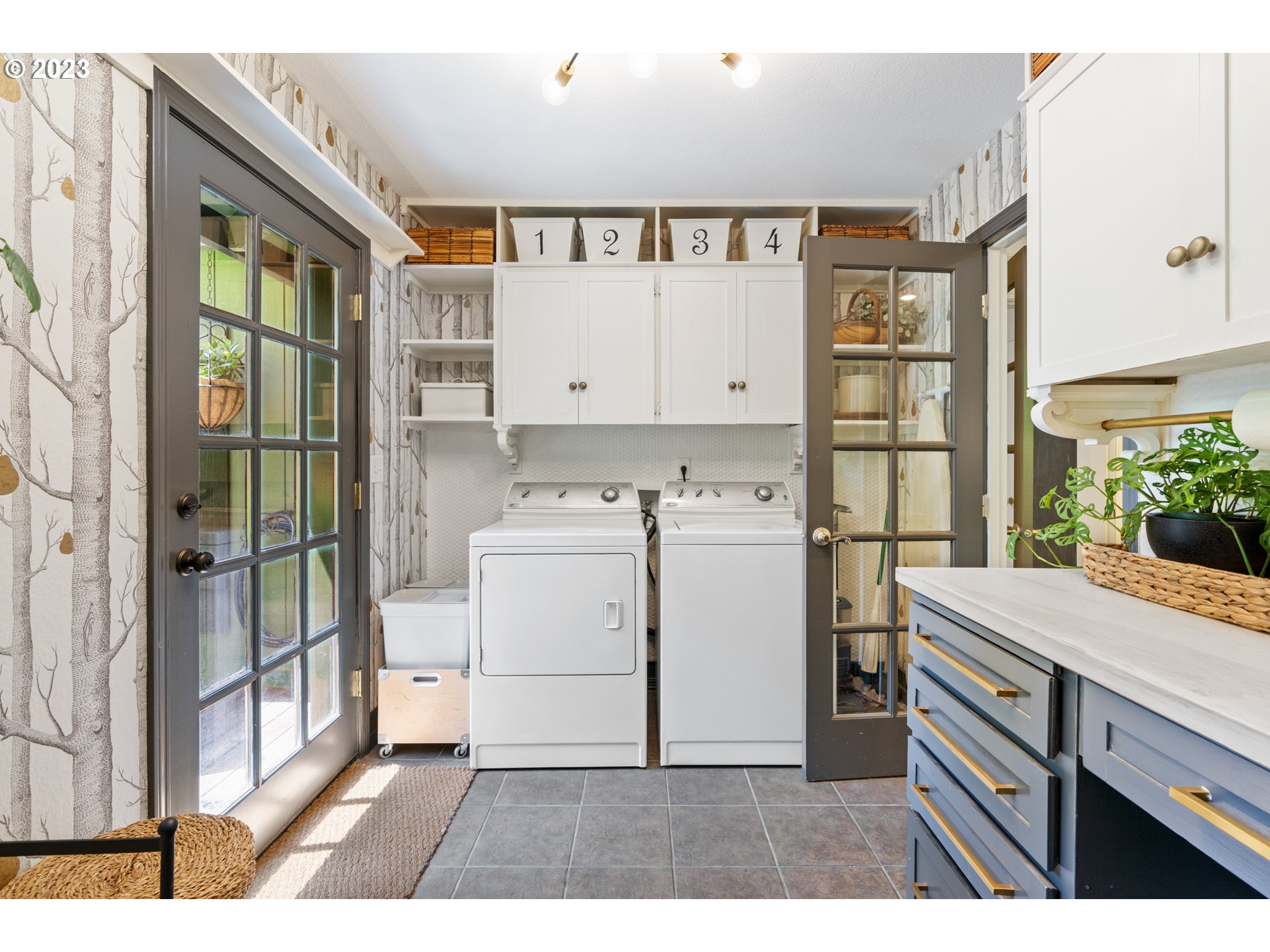 14109 NE MOUNTAIN VIEW DR