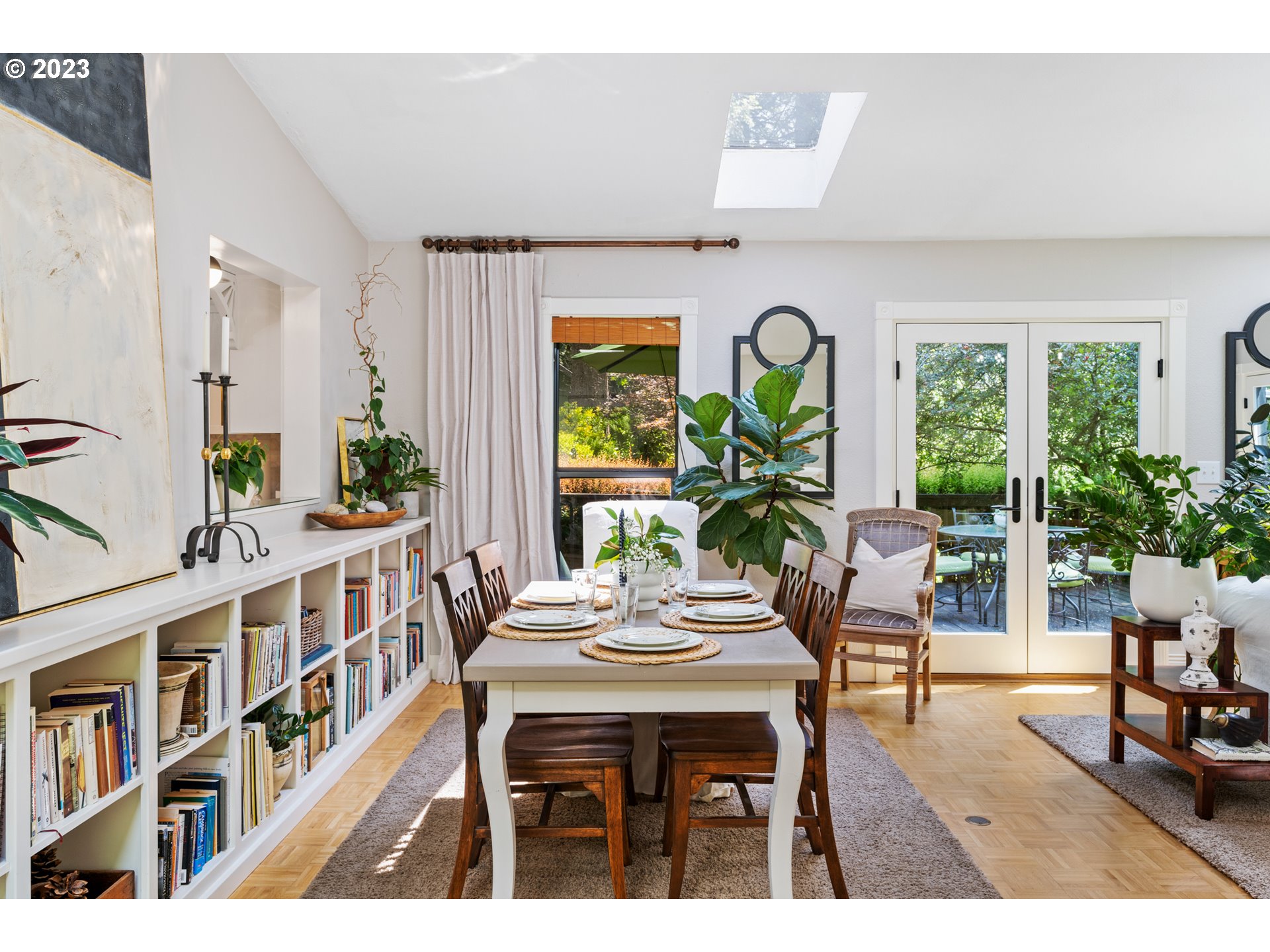 14109 NE MOUNTAIN VIEW DR