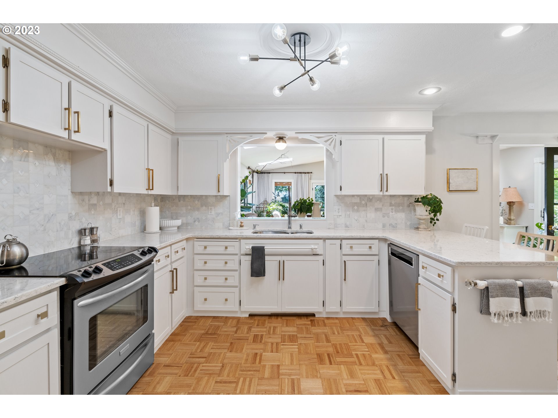 14109 NE MOUNTAIN VIEW DR