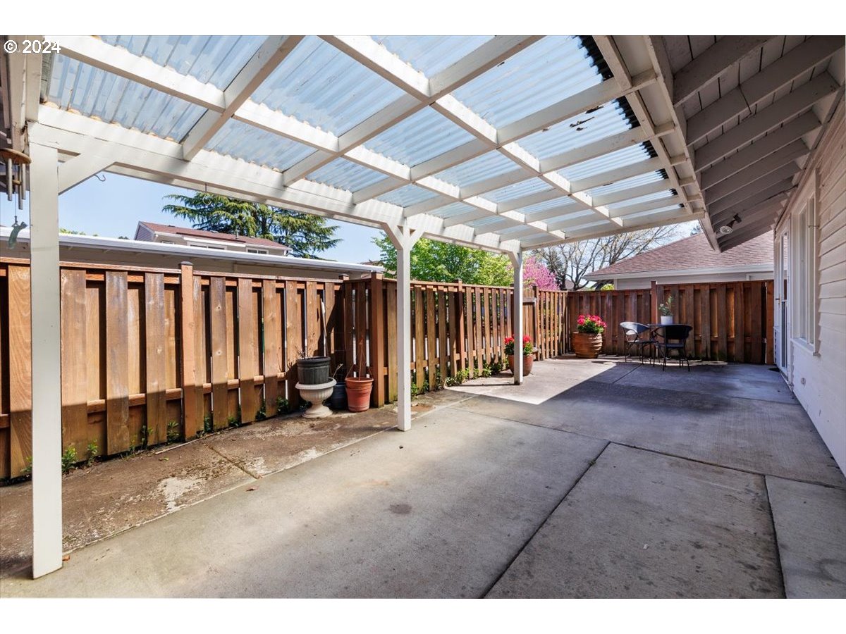 4987 SW NORMANDY PL