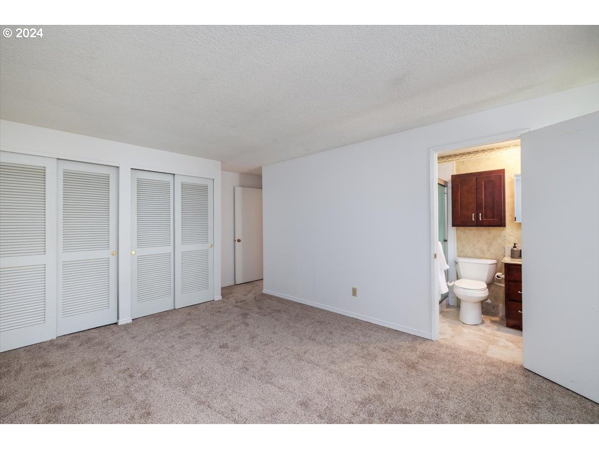 4987 SW NORMANDY PL