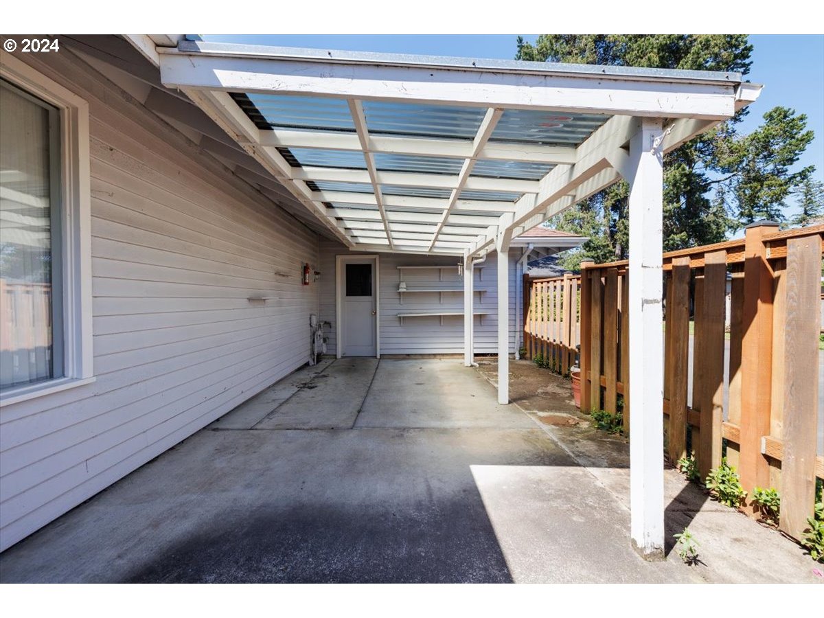 4987 SW NORMANDY PL