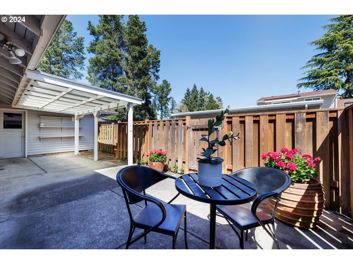 4987 SW NORMANDY PL