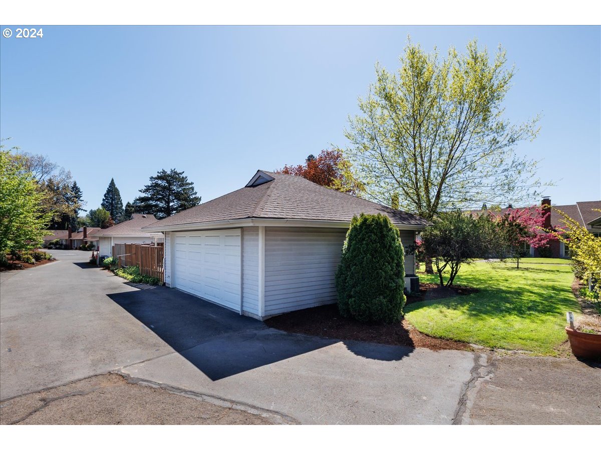 4987 SW NORMANDY PL