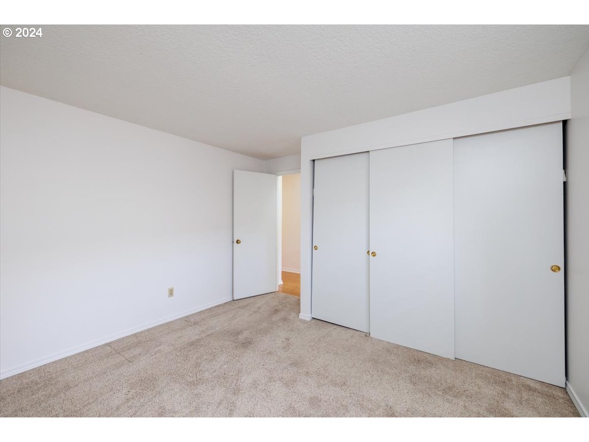 4987 SW NORMANDY PL