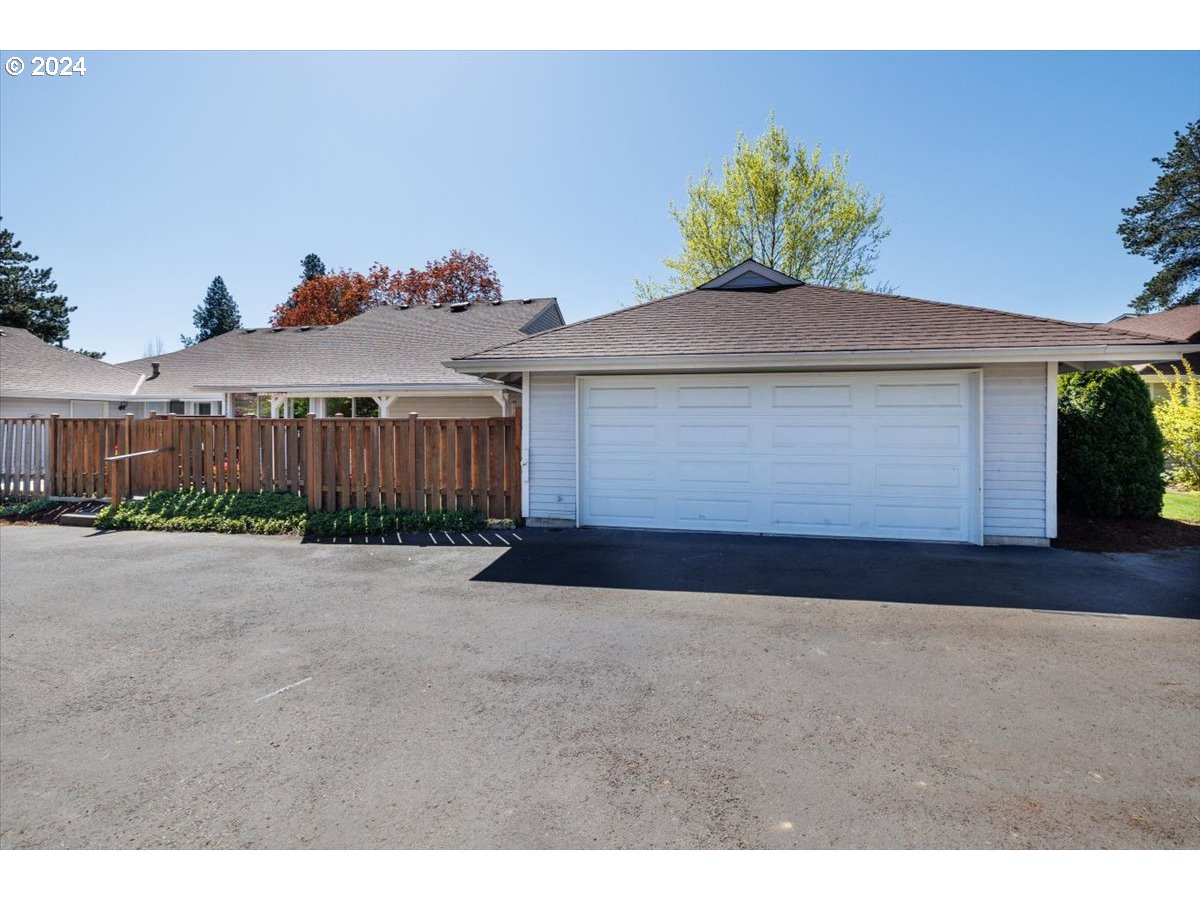 4987 SW NORMANDY PL