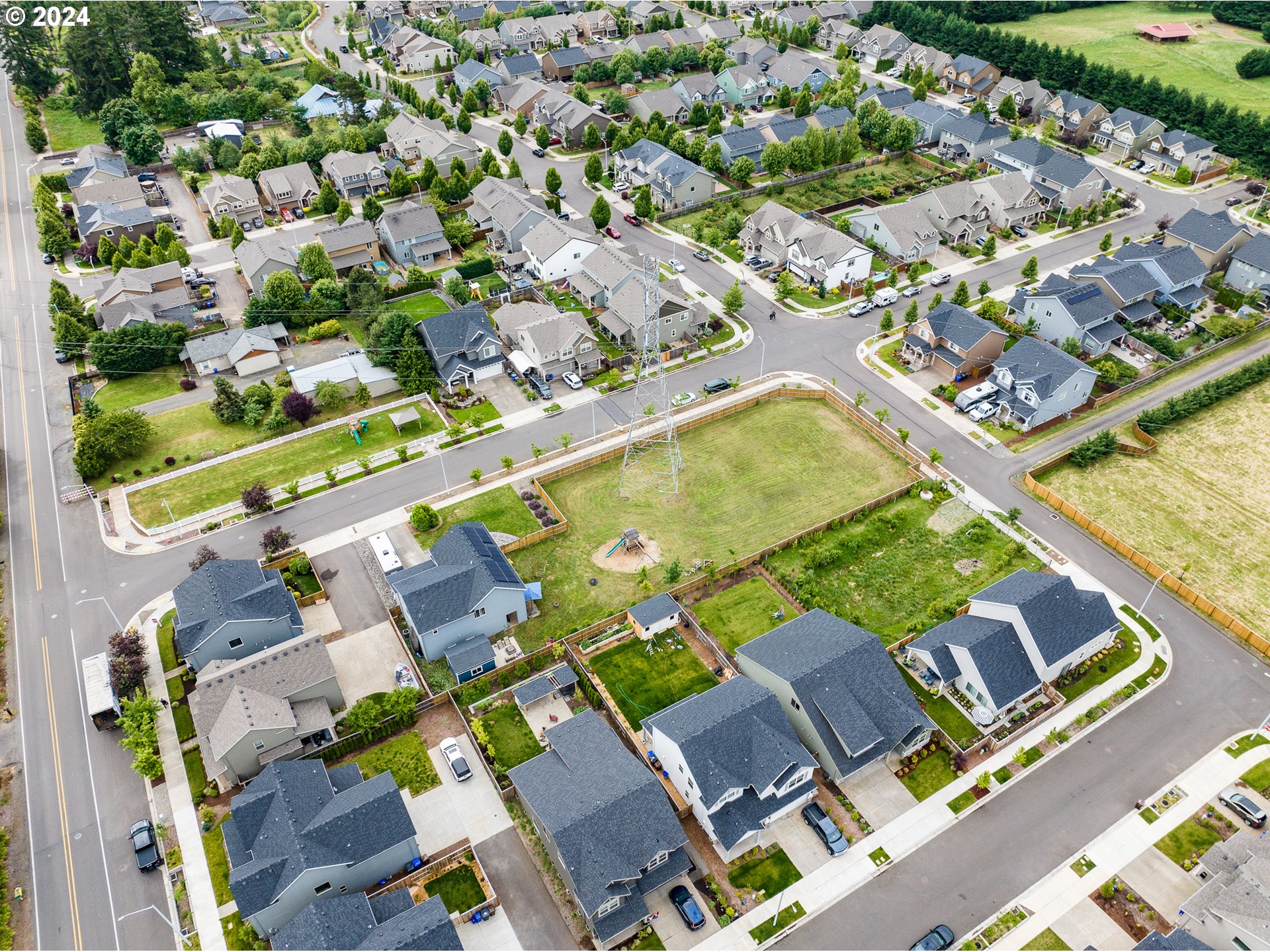 12777 MYRTLEWOOD WAY