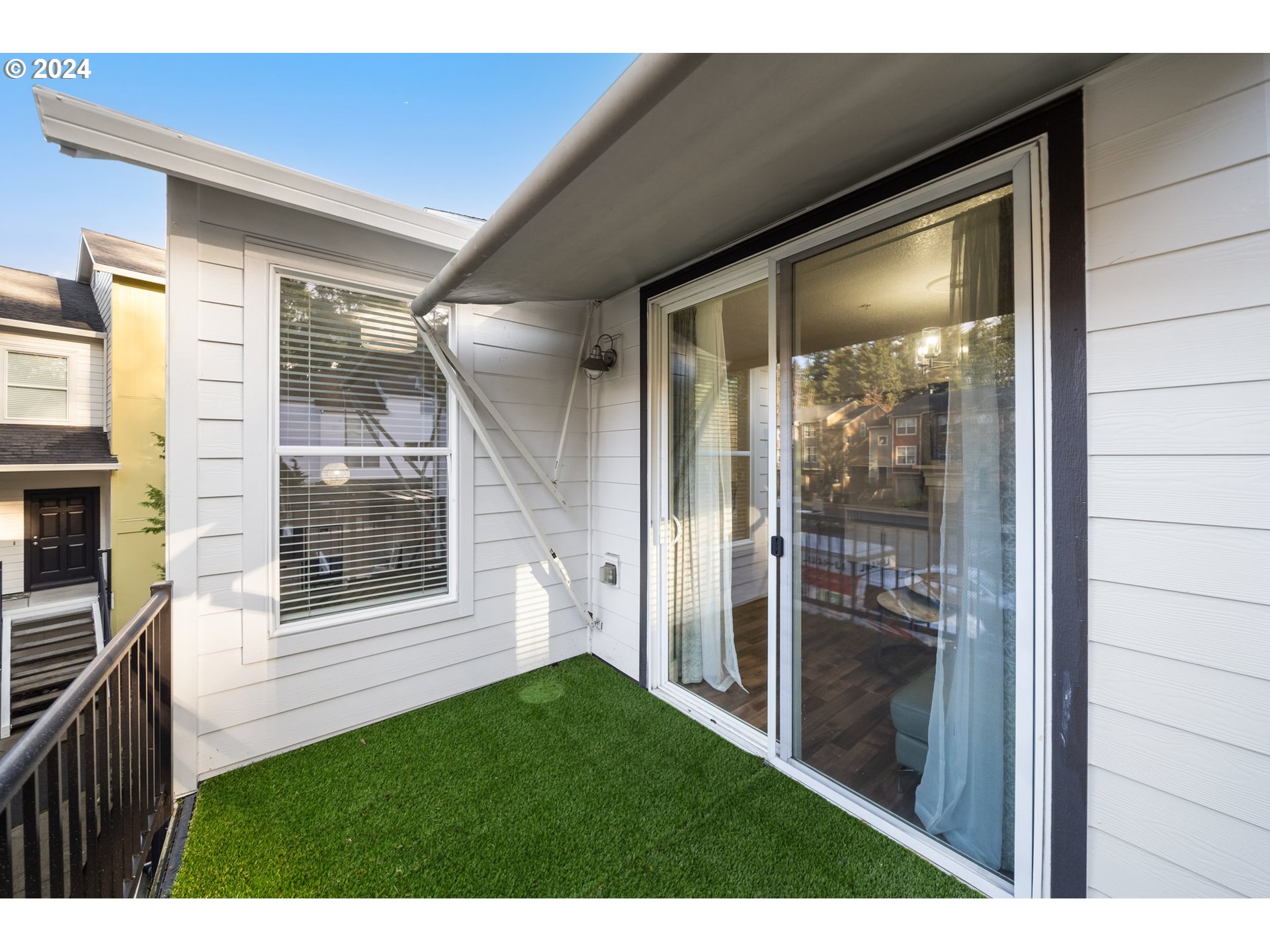 1990 NW CADBURY AVE 201