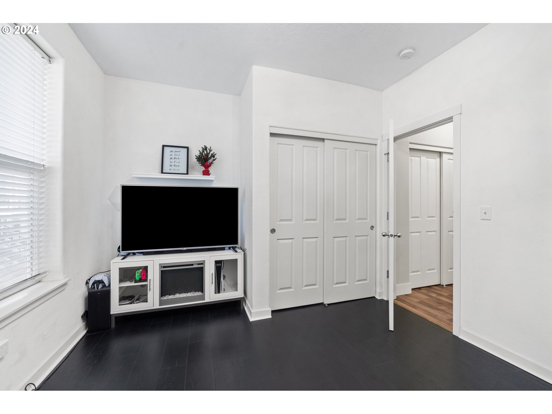 1990 NW CADBURY AVE 201