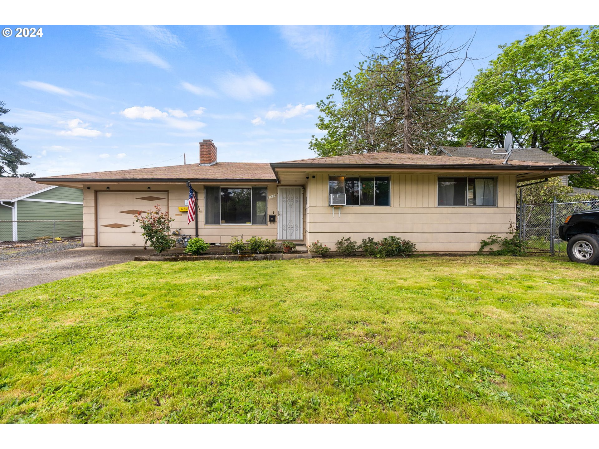 11404 SE HOLGATE BLVD