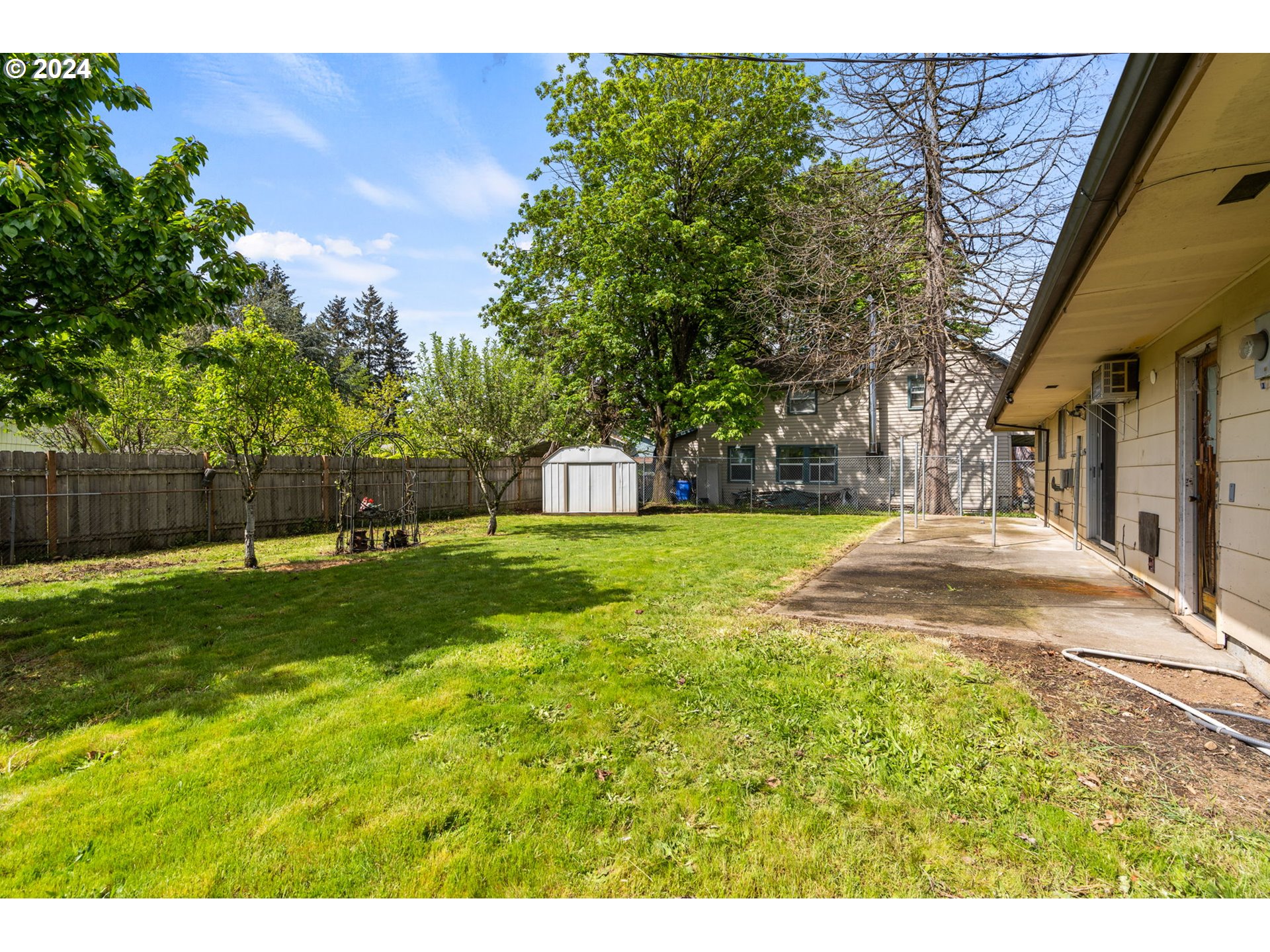 11404 SE HOLGATE BLVD