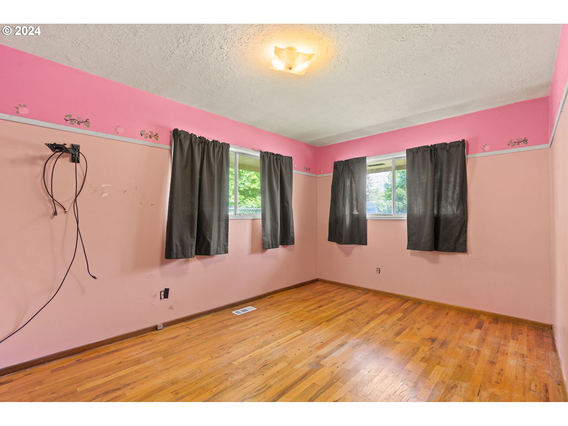 11404 SE HOLGATE BLVD