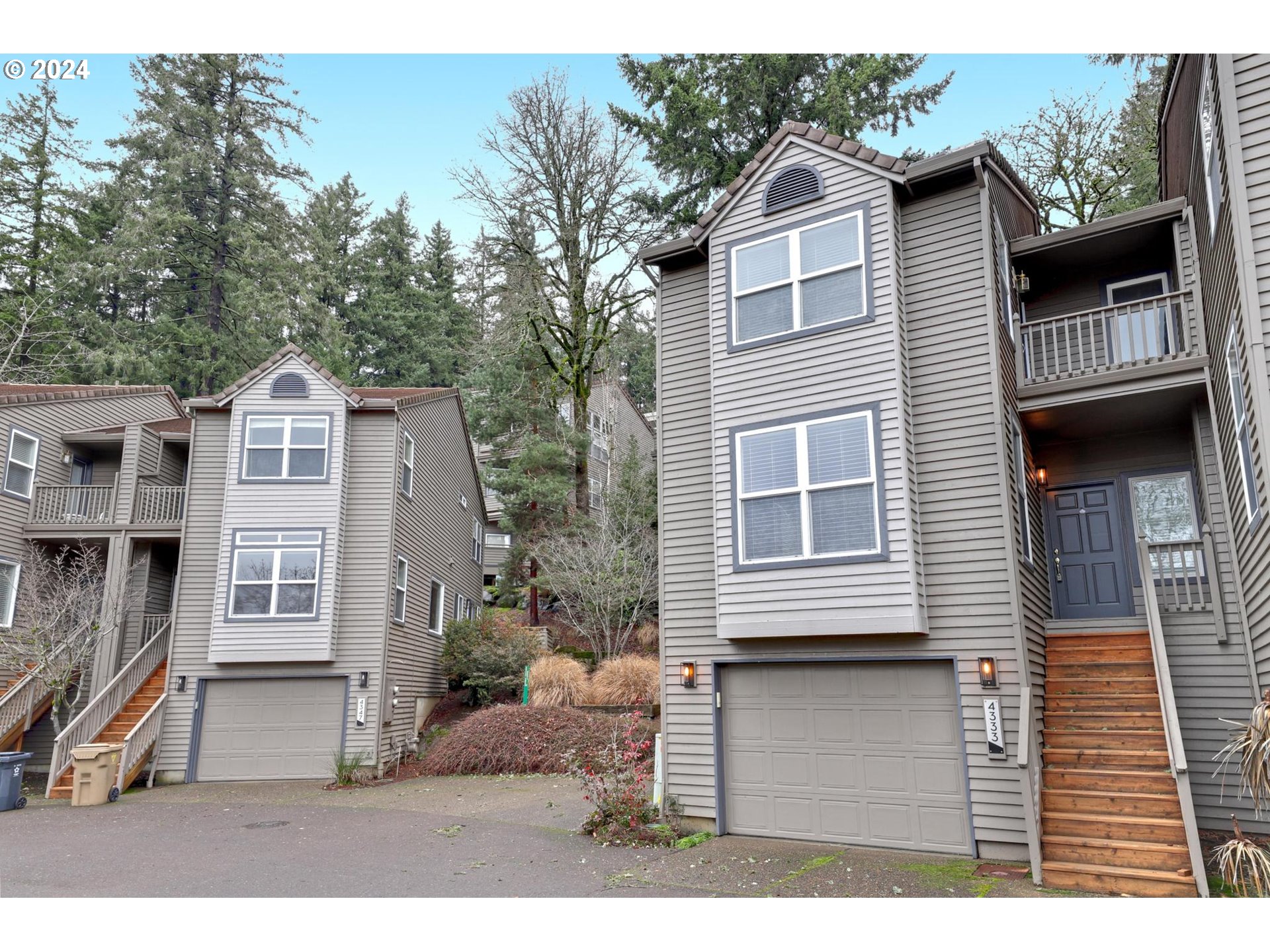 4333 SILVER CT