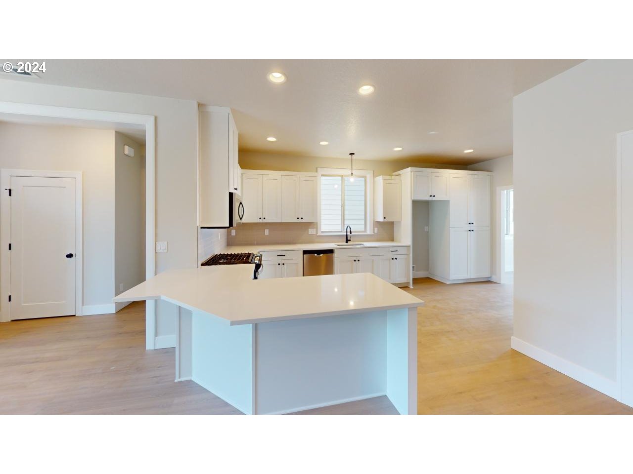 2418 SE Maybrook LN Lot 19B