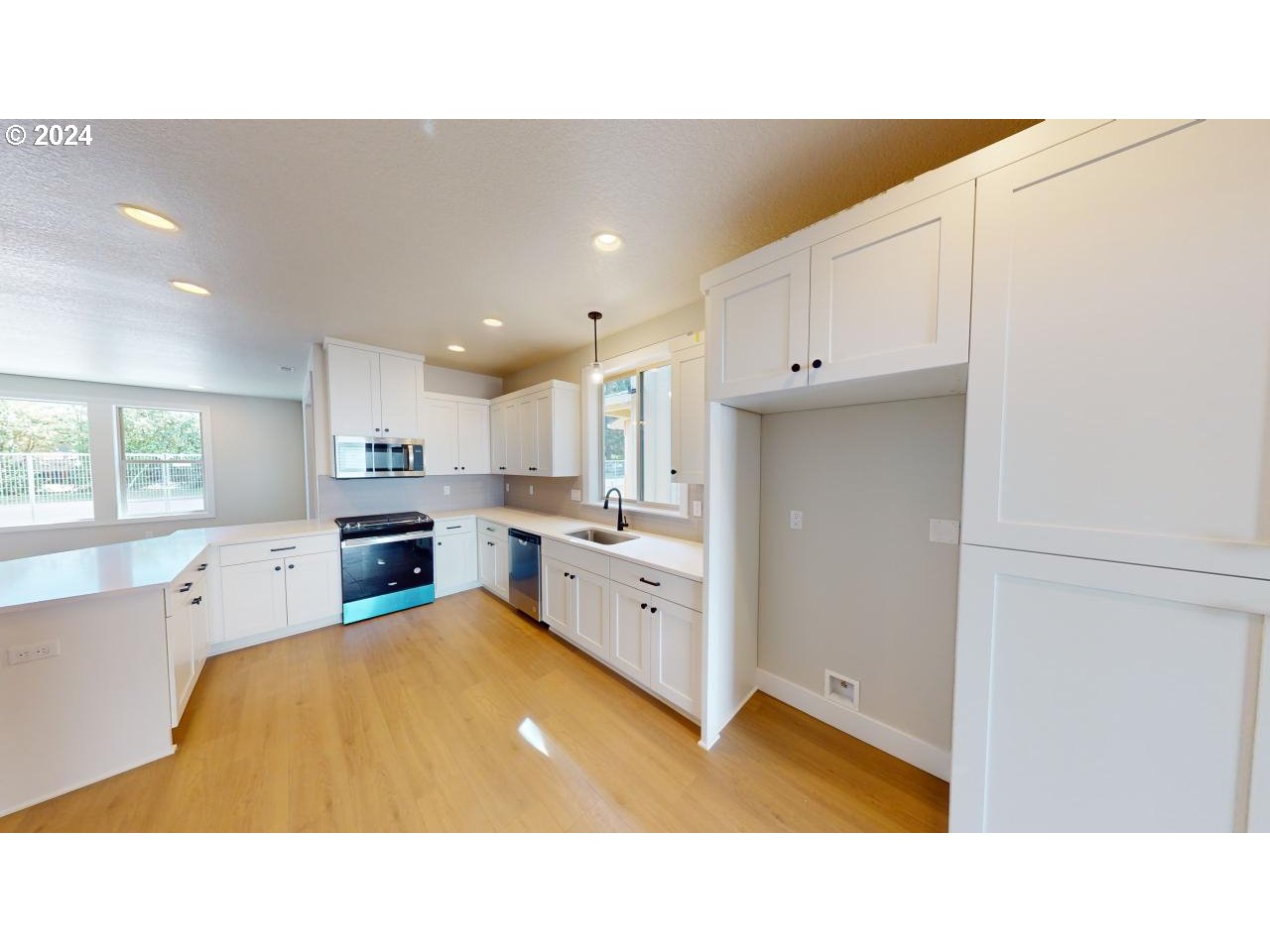 2418 SE Maybrook LN Lot 19B