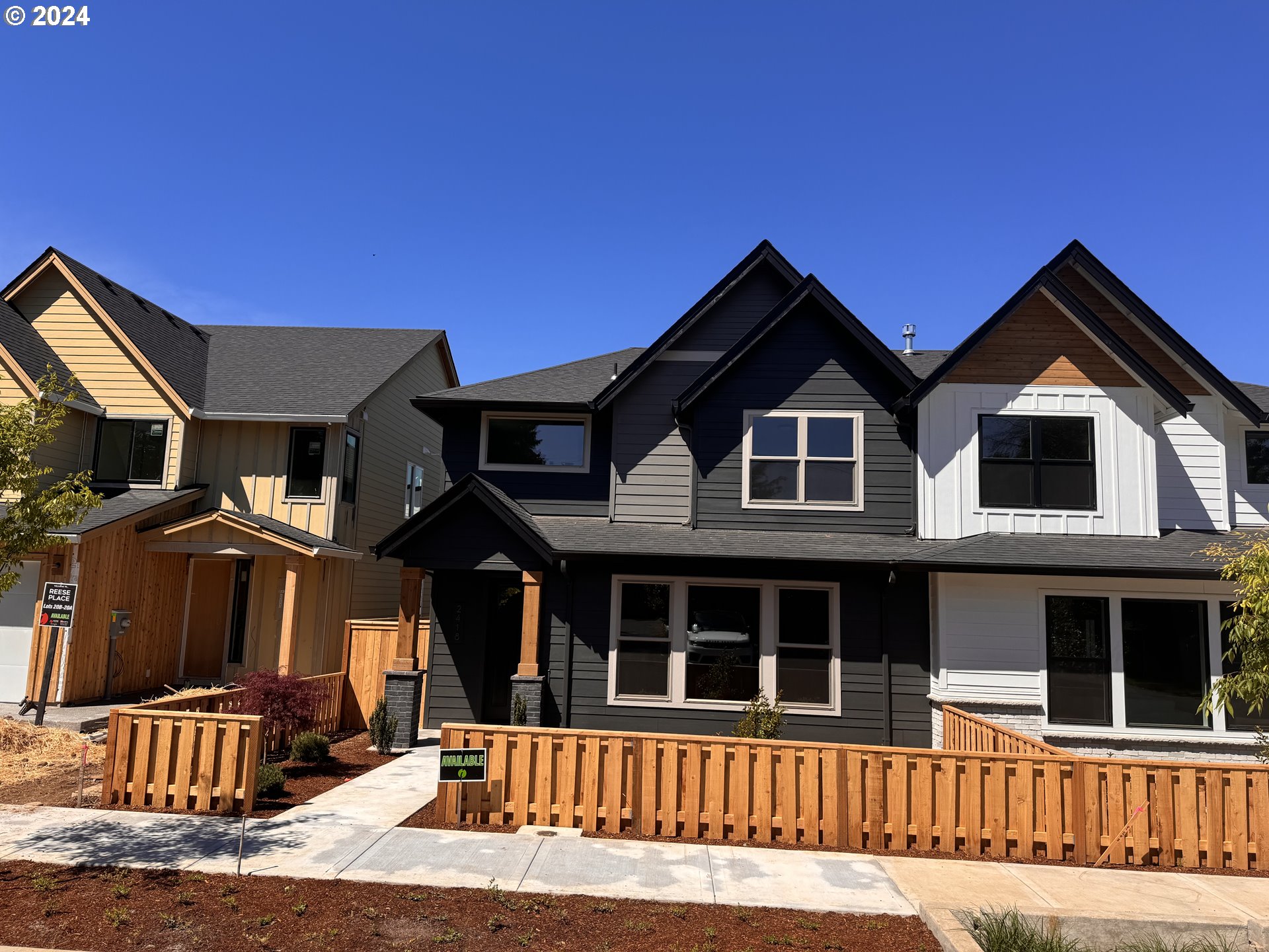 2418 SE Maybrook LN Lot 19B