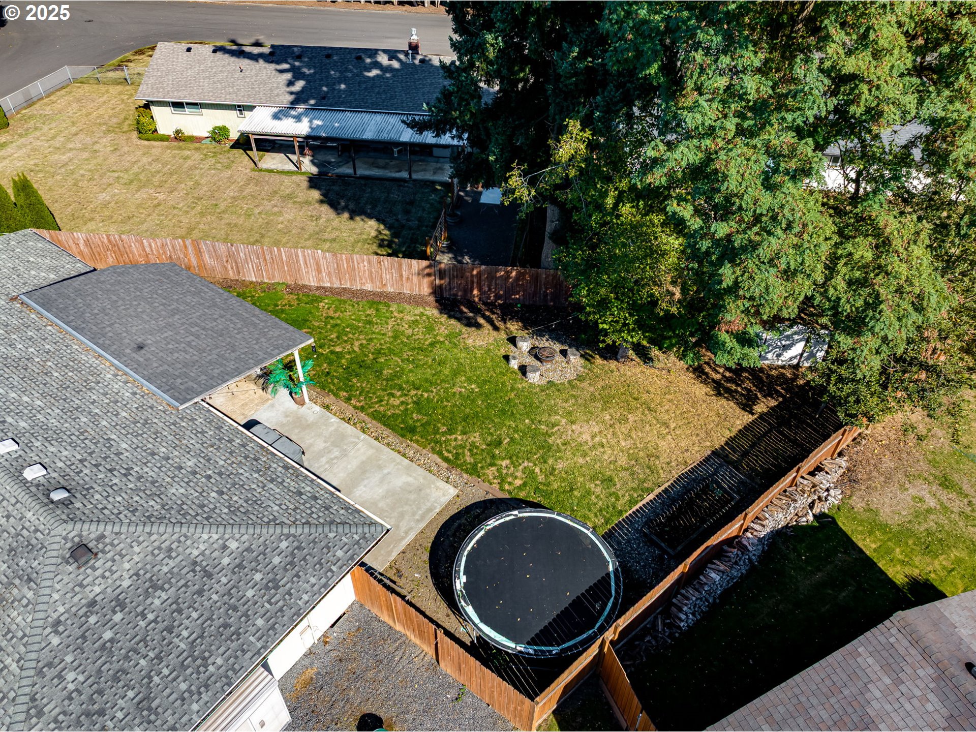 10005 NE BANTON DR