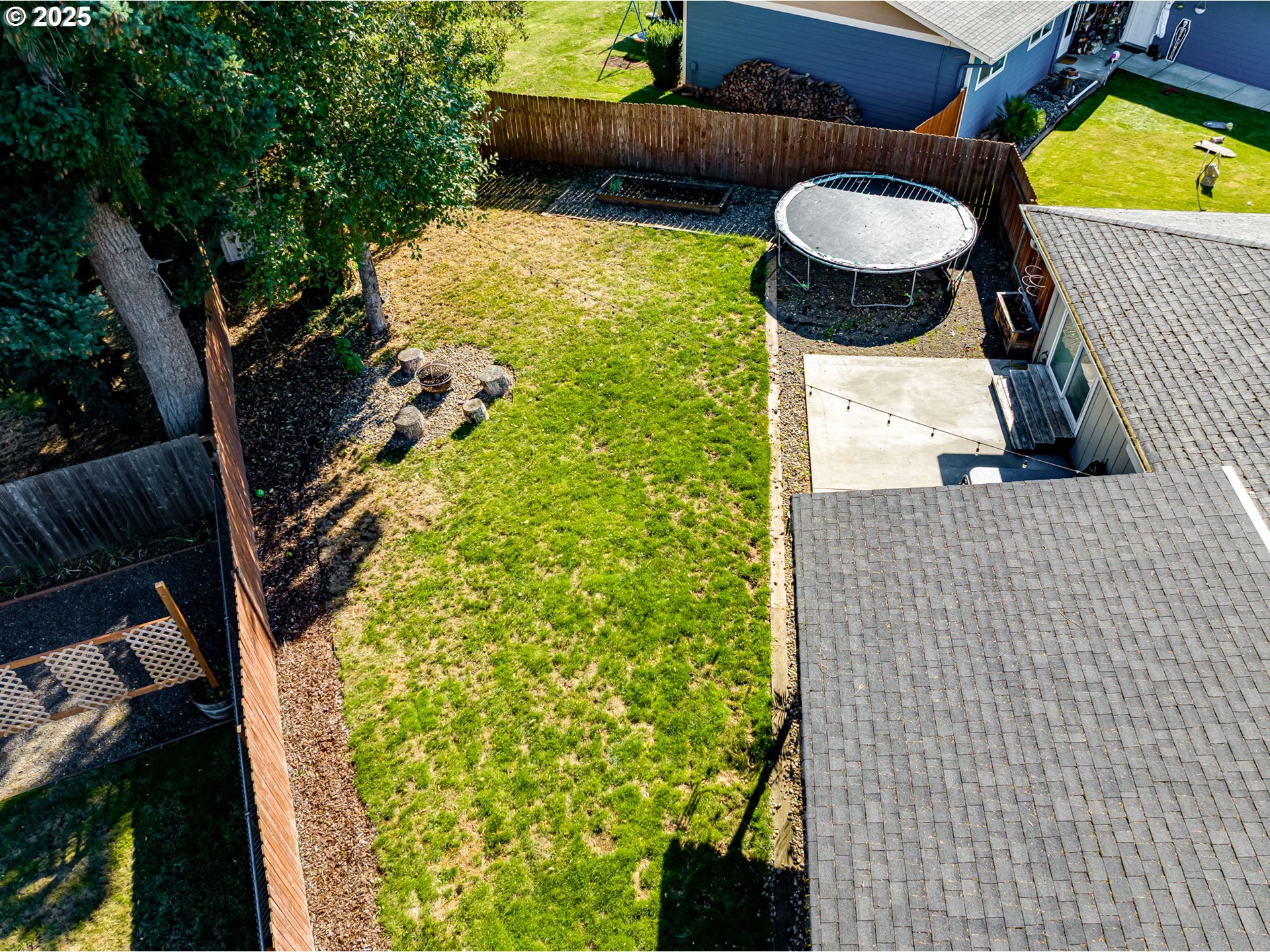 10005 NE BANTON DR