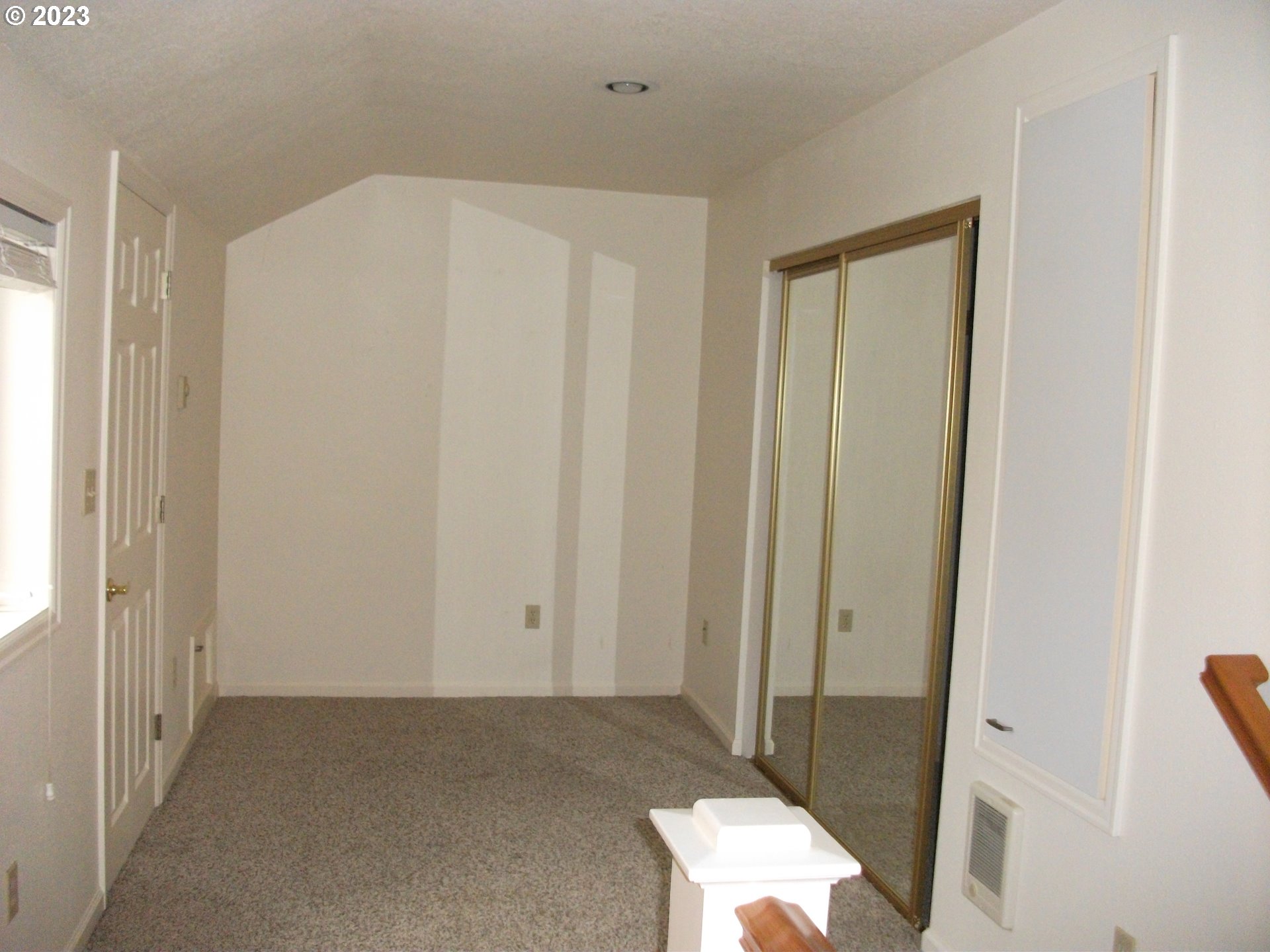 4318 SE MILWAUKIE AVE