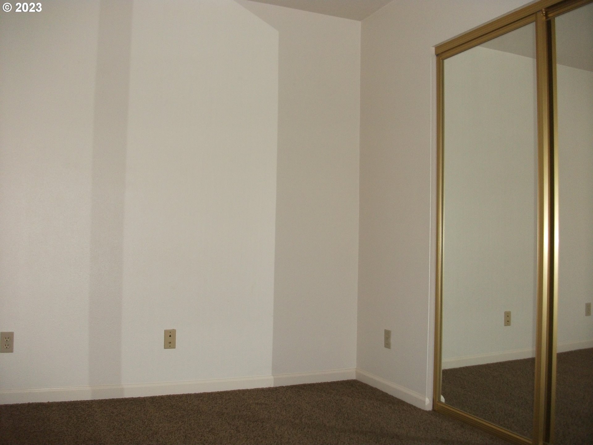 4318 SE MILWAUKIE AVE